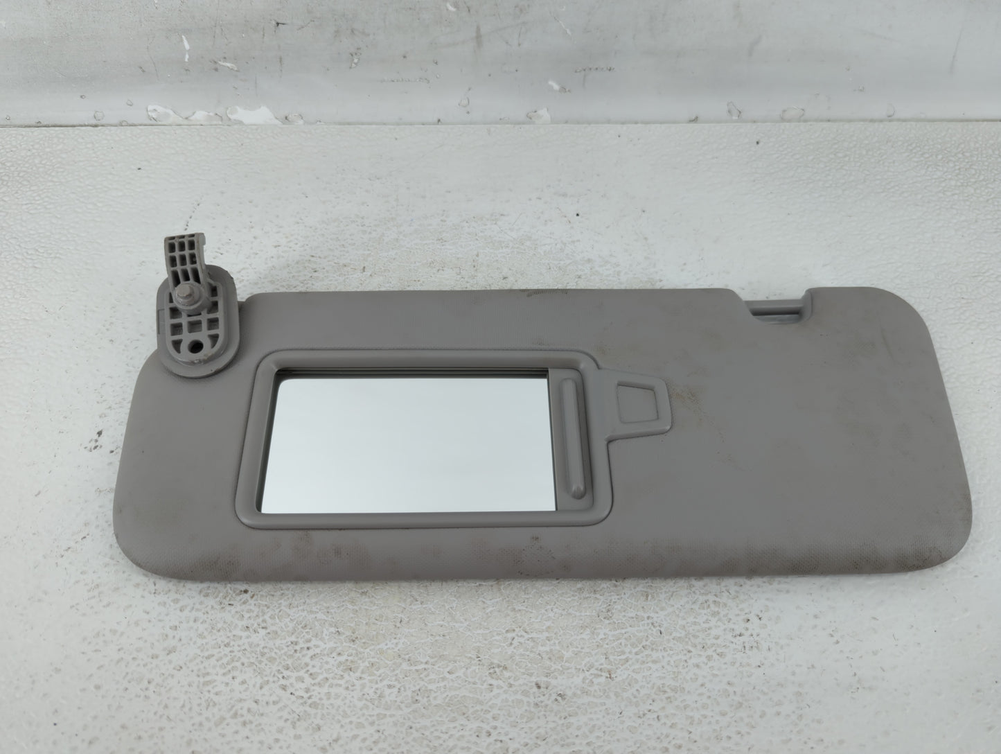 2017-2020 Hyundai Elantra Sun Visor Shade Replacement Driver Left Mirror Fits Fits 2017 2018 2019 2020 OEM Used Auto Parts -