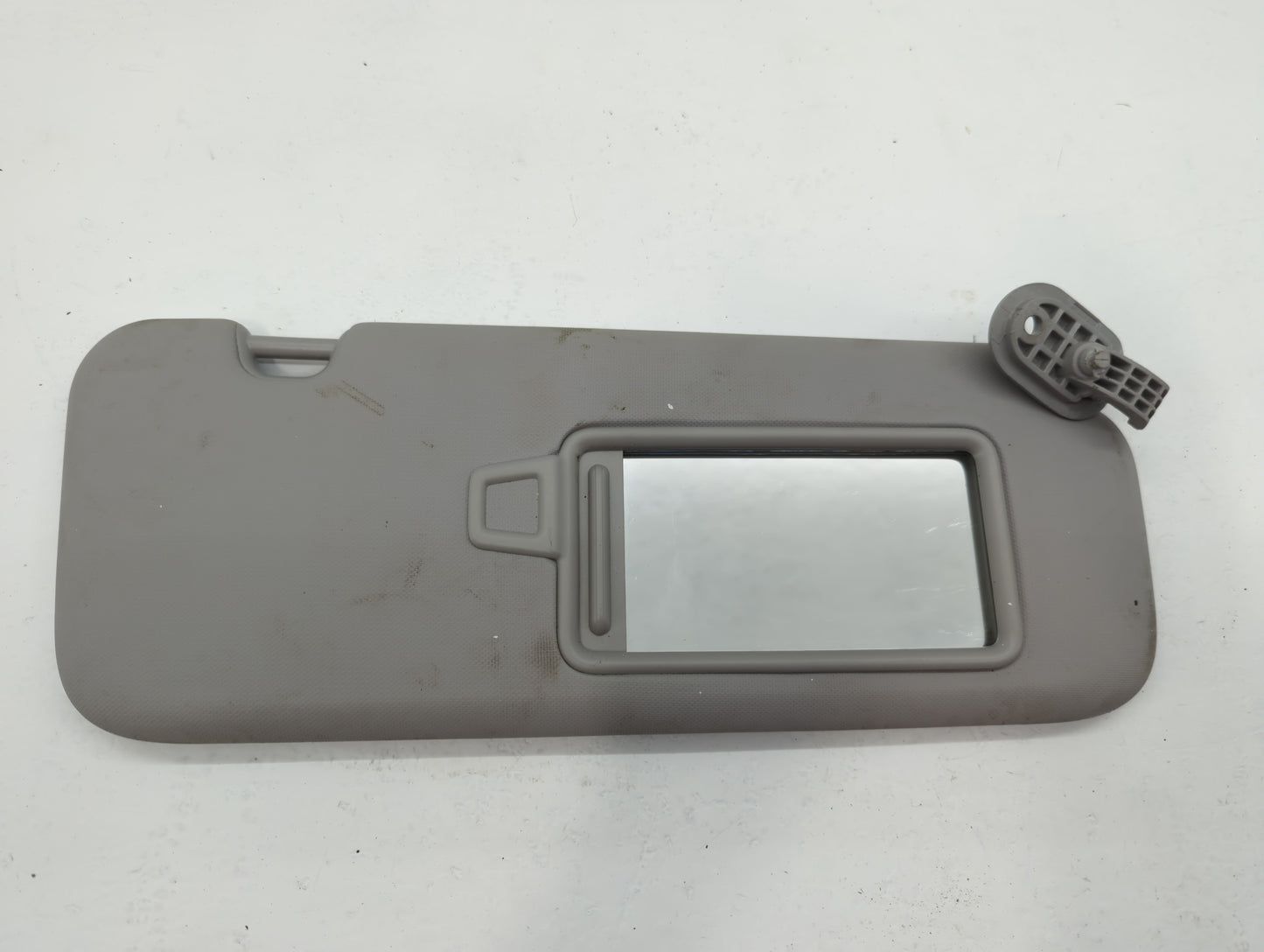 2017-2020 Hyundai Elantra Sun Visor Shade Replacement Passenger Right Mirror Fits Fits 2017 2018 2019 2020 OEM Used Auto Par