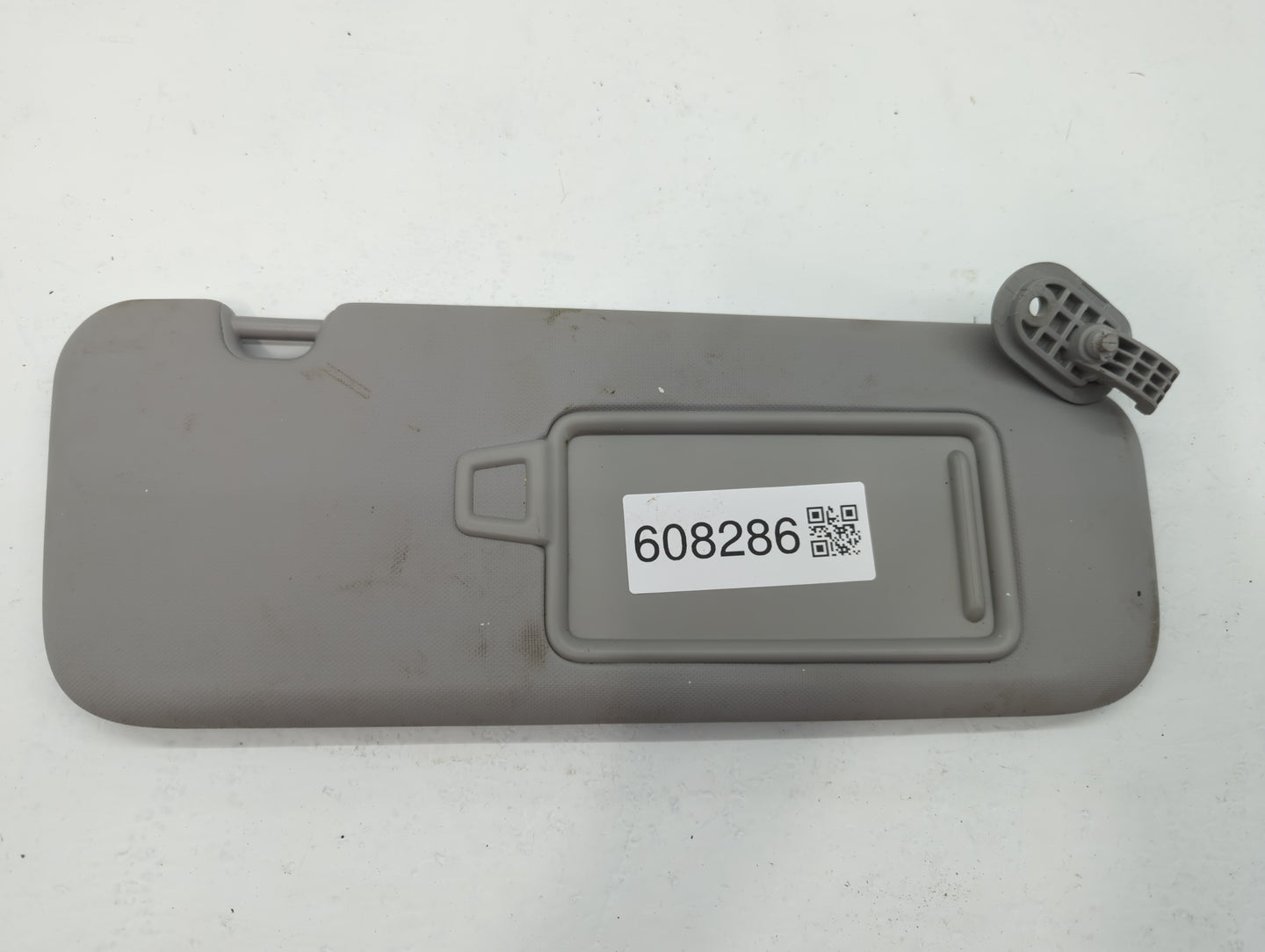 2017-2020 Hyundai Elantra Sun Visor Shade Replacement Passenger Right Mirror Fits Fits 2017 2018 2019 2020 OEM Used Auto Par