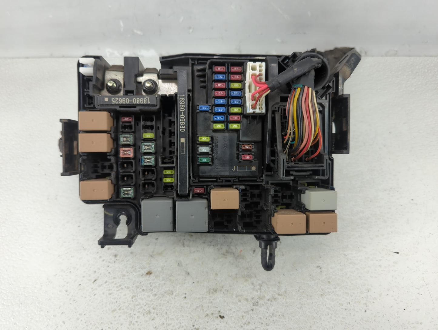 2018 Hyundai Elantra Fusebox Fuse Box Panel Relay Module P/N:91956-F2022 Fits OEM Used Auto Parts - Oemusedautoparts1.com