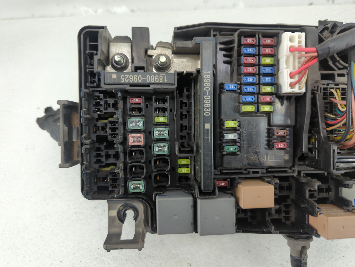 2018 Hyundai Elantra Fusebox Fuse Box Panel Relay Module P/N:91956-F2022 Fits OEM Used Auto Parts - Oemusedautoparts1.com