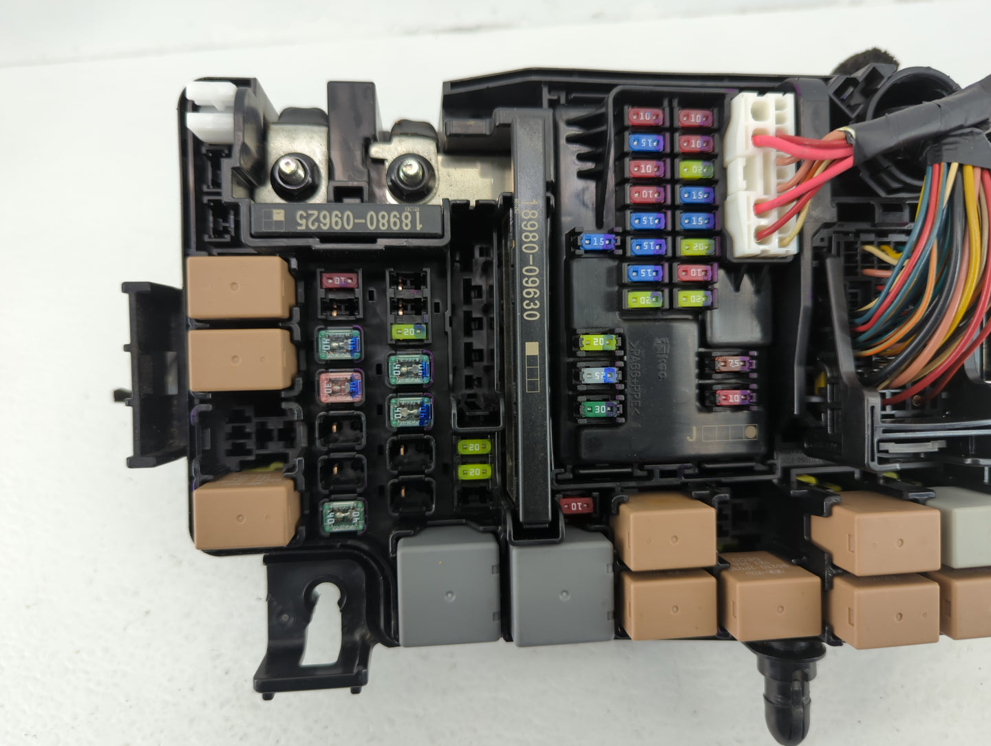 2018 Hyundai Elantra Fusebox Fuse Box Panel Relay Module P/N:91956-F2022 Fits OEM Used Auto Parts - Oemusedautoparts1.com