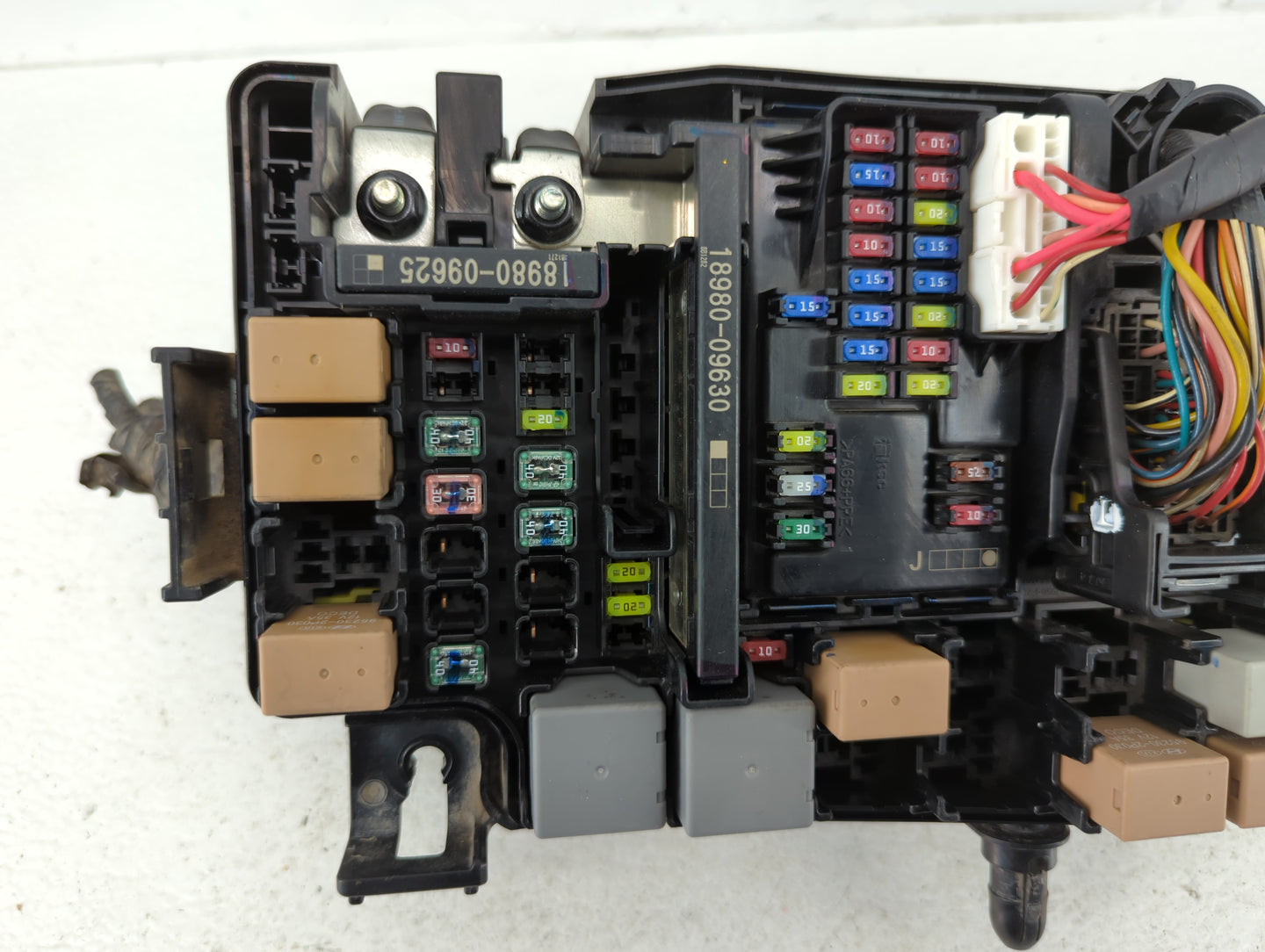 2018 Hyundai Elantra Fusebox Fuse Box Panel Relay Module P/N:91956-F2022 Fits OEM Used Auto Parts - Oemusedautoparts1.com