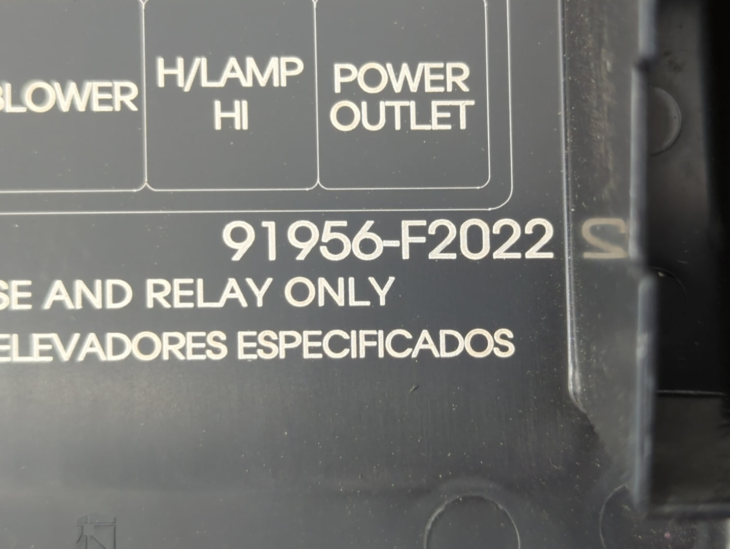 2018 Hyundai Elantra Fusebox Fuse Box Panel Relay Module P/N:91956-F2022 Fits OEM Used Auto Parts - Oemusedautoparts1.com