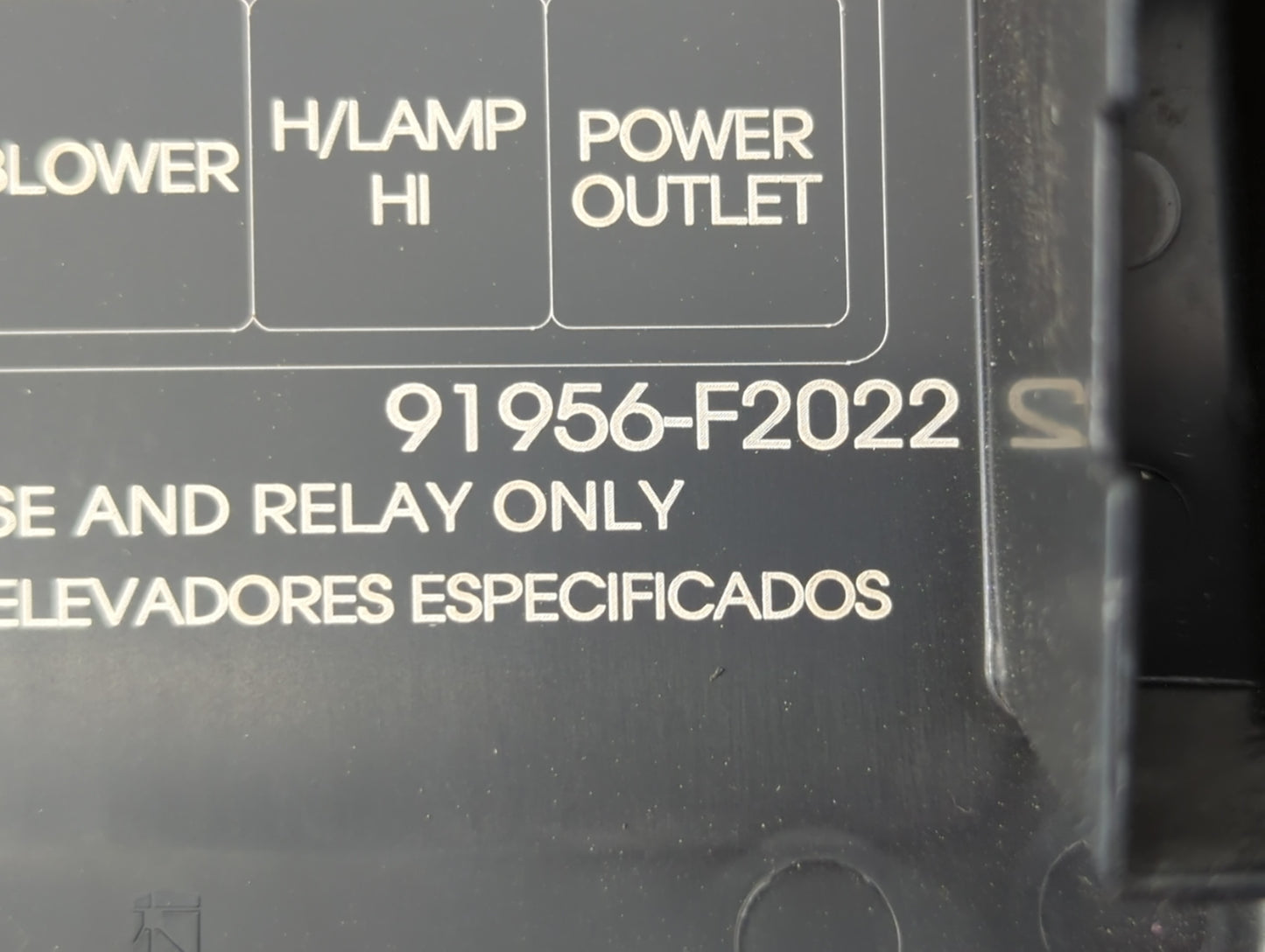 2018 Hyundai Elantra Fusebox Fuse Box Panel Relay Module P/N:91956-F2022 Fits OEM Used Auto Parts - Oemusedautoparts1.com