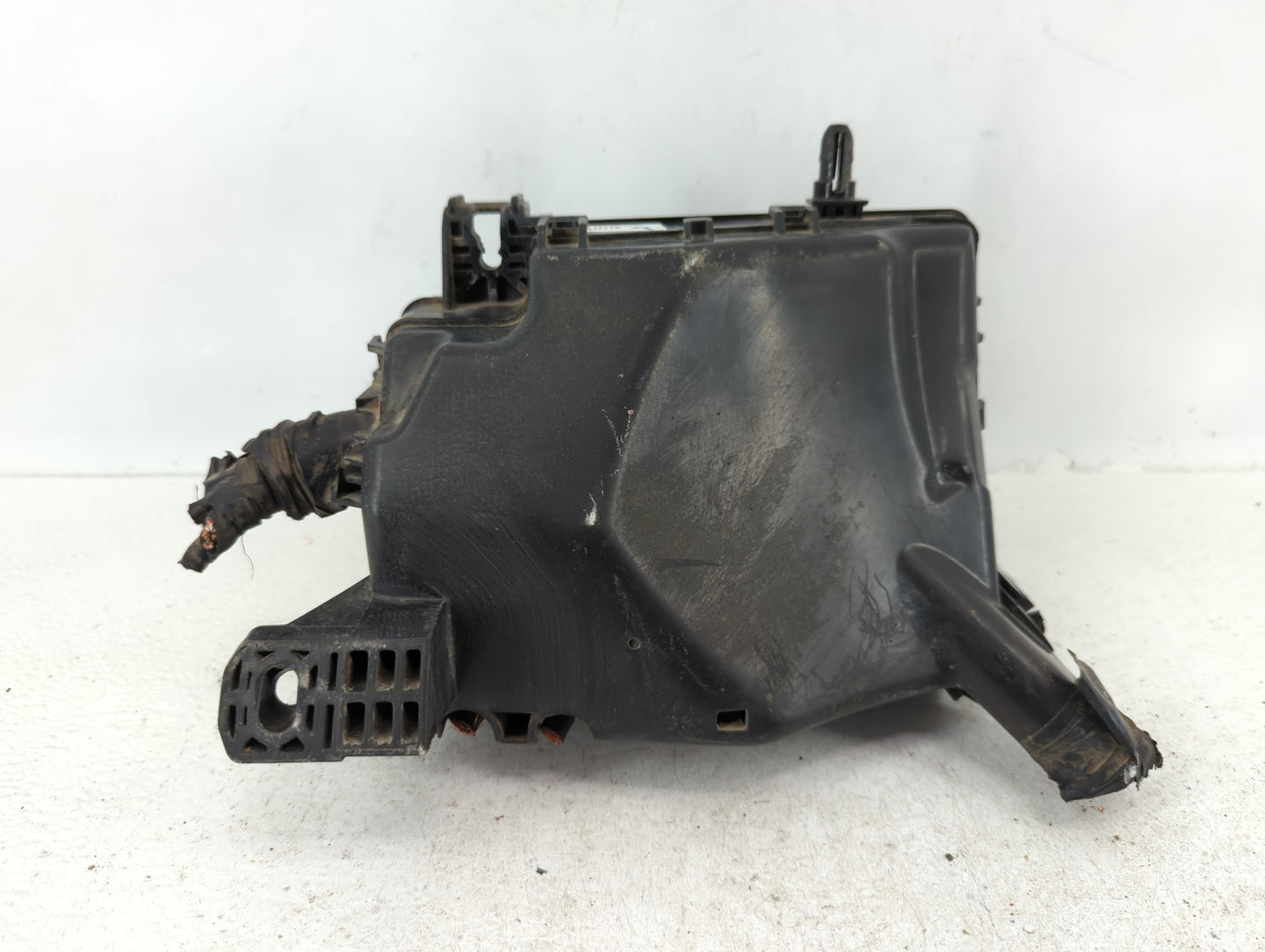 2018 Hyundai Elantra Fusebox Fuse Box Panel Relay Module P/N:91956-F2022 Fits OEM Used Auto Parts - Oemusedautoparts1.com