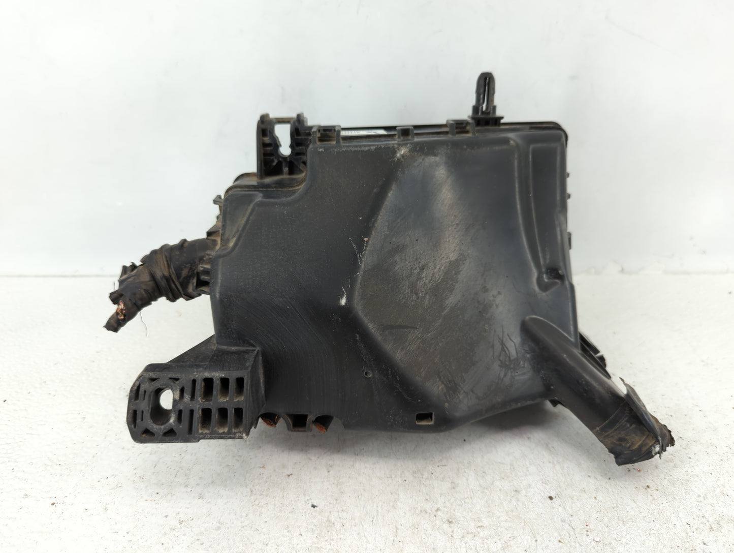 2018 Hyundai Elantra Fusebox Fuse Box Panel Relay Module P/N:91956-F2022 Fits OEM Used Auto Parts - Oemusedautoparts1.com