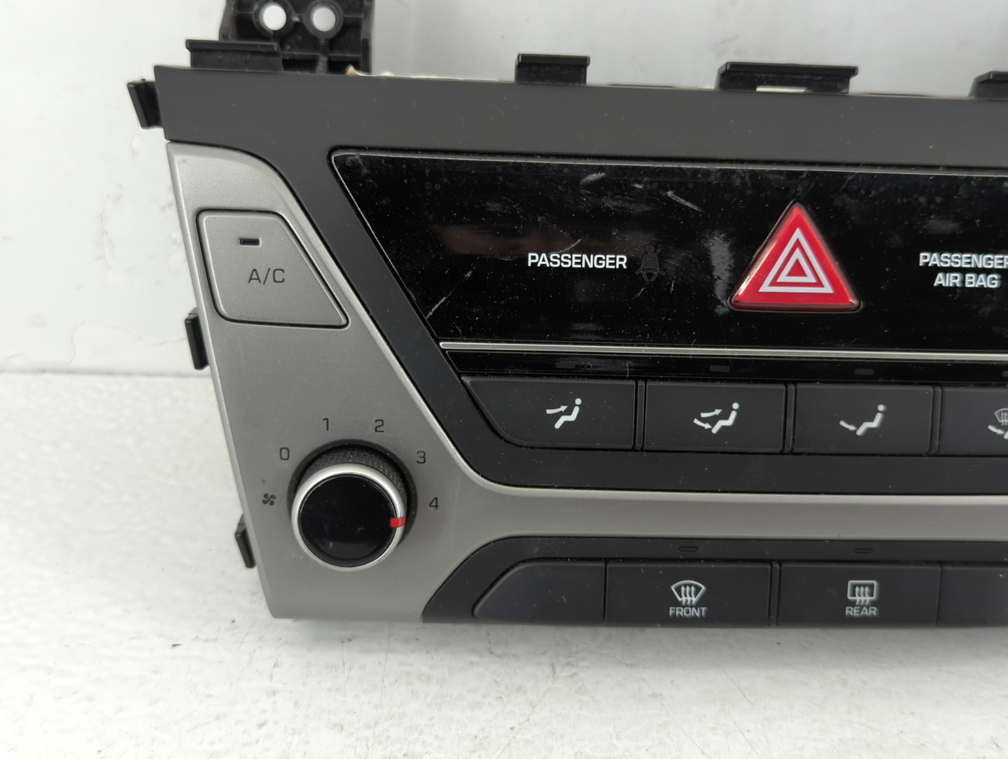 2017-2018 Hyundai Elantra Climate Control Module Temperature AC/Heater Replacement P/N:97250-F2XXX Fits Fits 2017 2018 OEM U