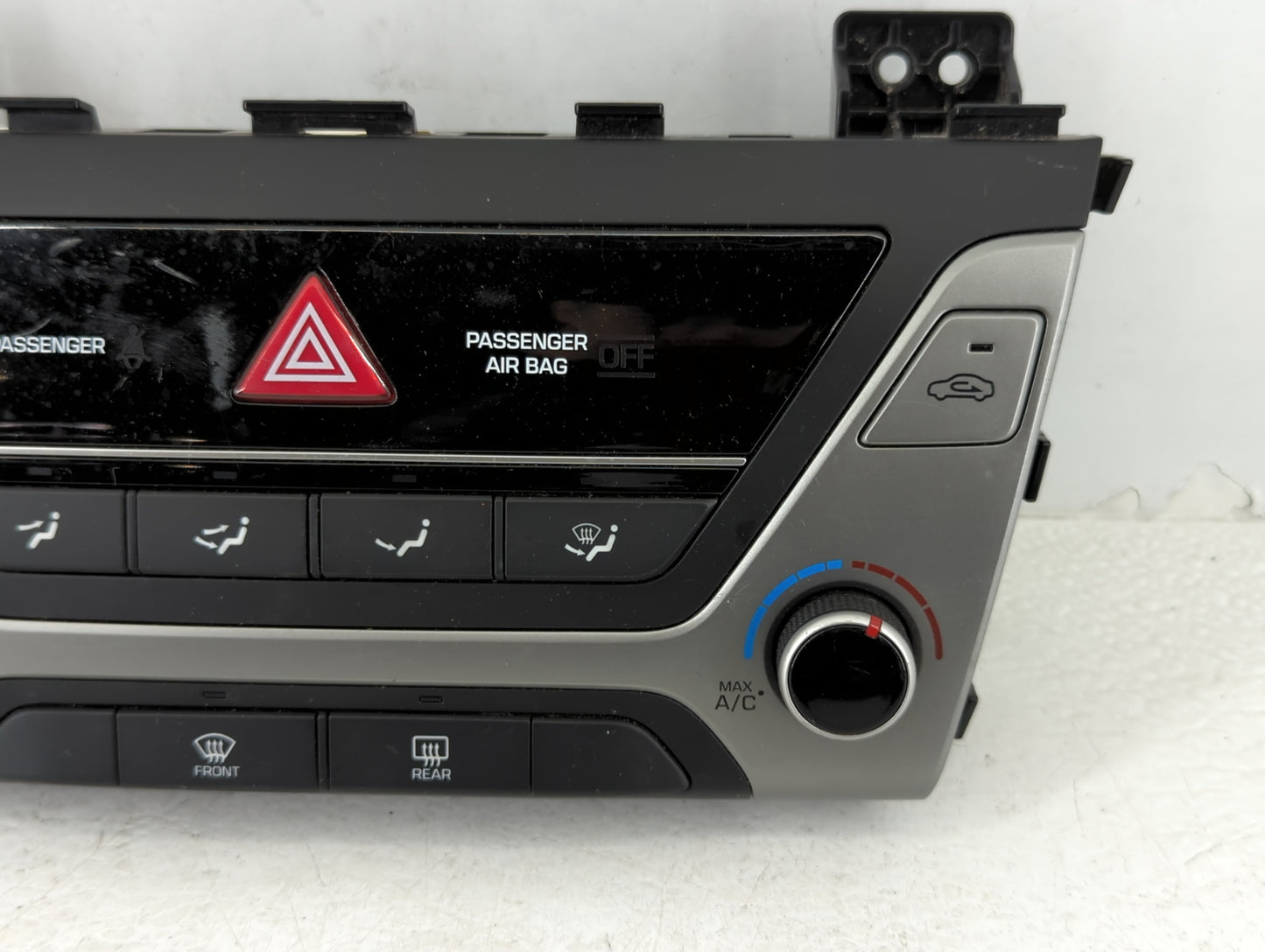 2017-2018 Hyundai Elantra Climate Control Module Temperature AC/Heater Replacement P/N:97250-F2XXX Fits Fits 2017 2018 OEM U