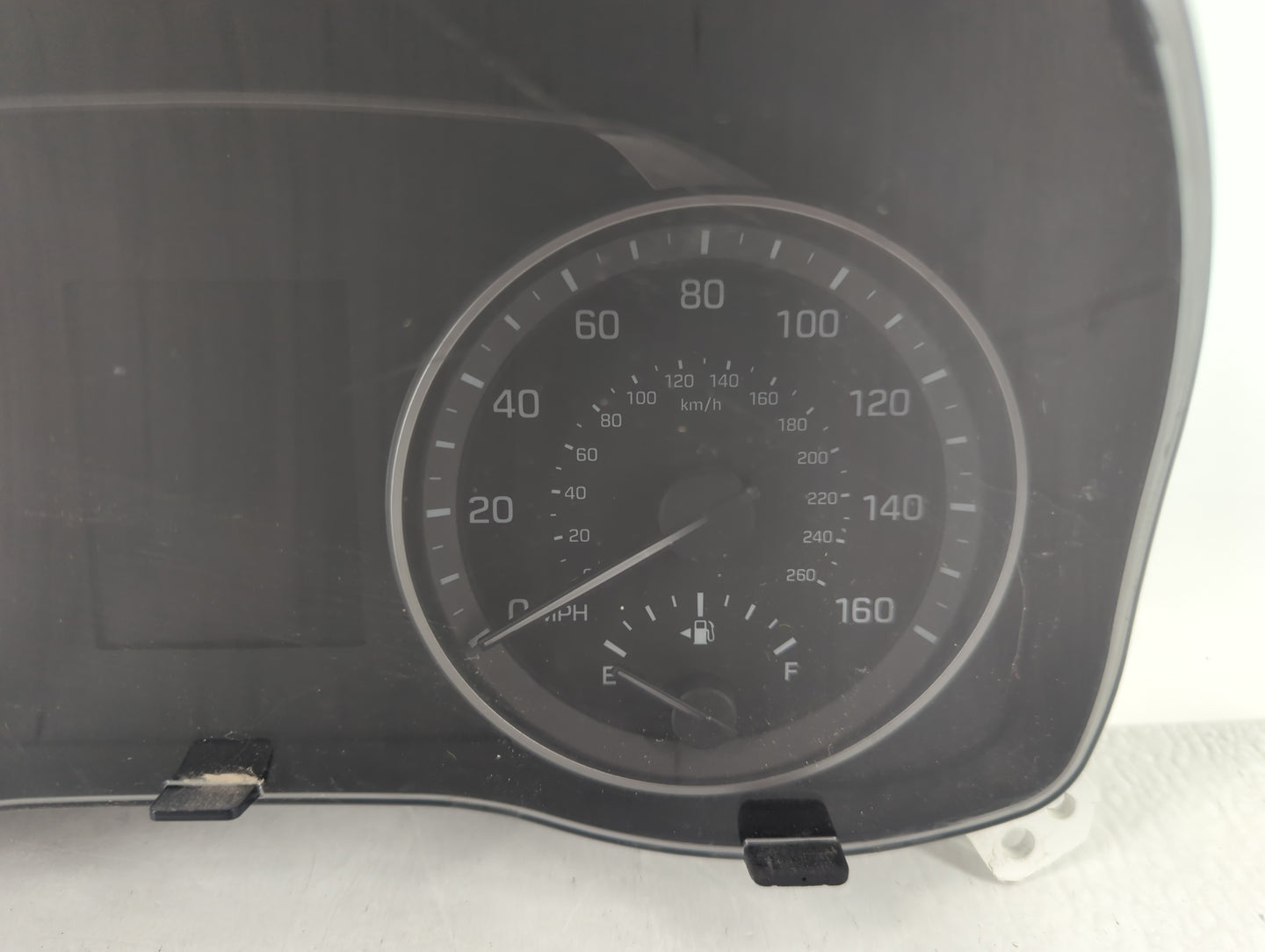 2017-2018 Hyundai Elantra Instrument Cluster Speedometer Gauges P/N:94011-F3012 Fits Fits 2017 2018 OEM Used Auto Parts - Oe