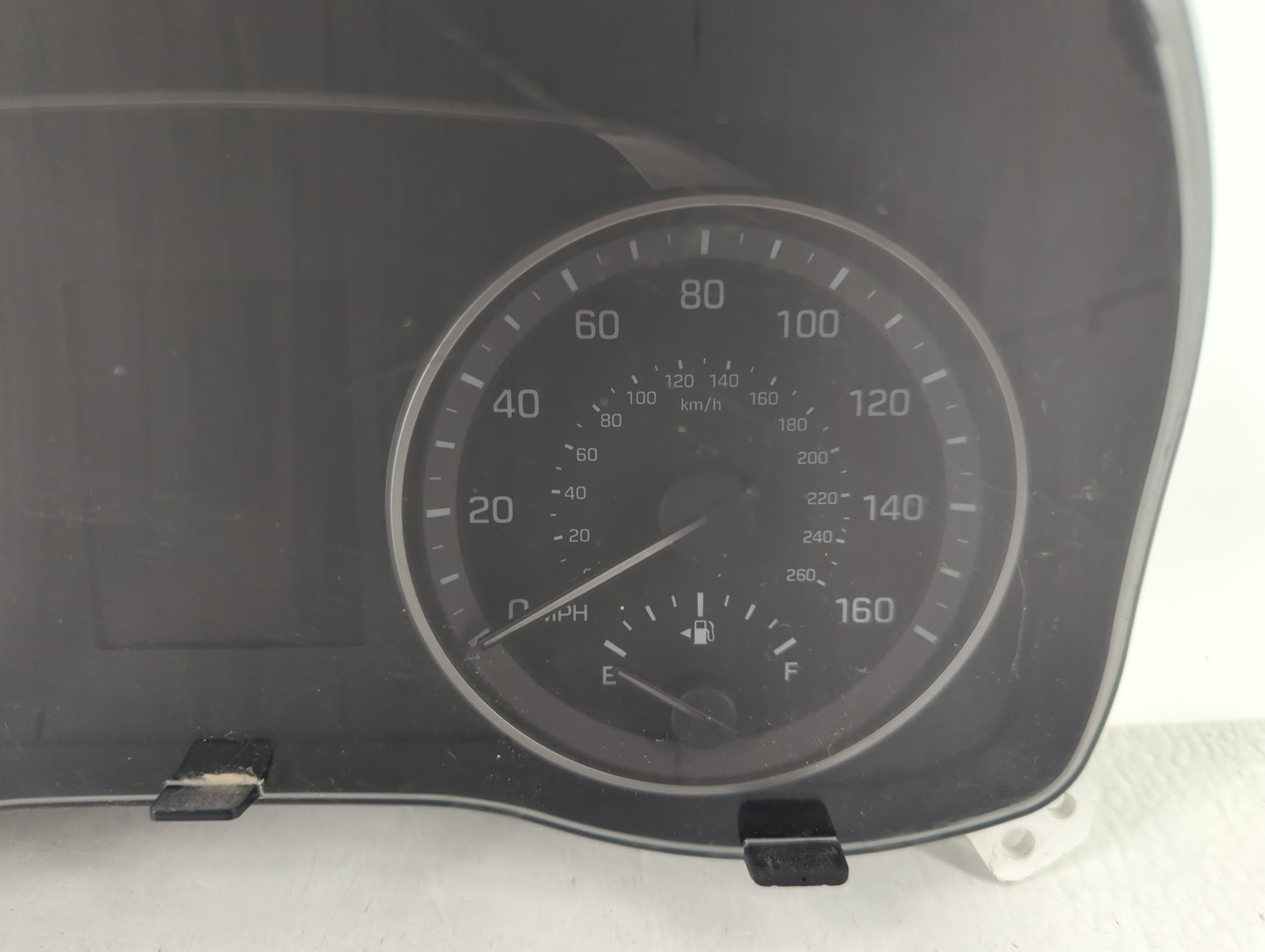 2017-2018 Hyundai Elantra Instrument Cluster Speedometer Gauges P/N:94011-F3012 Fits Fits 2017 2018 OEM Used Auto Parts - Oe