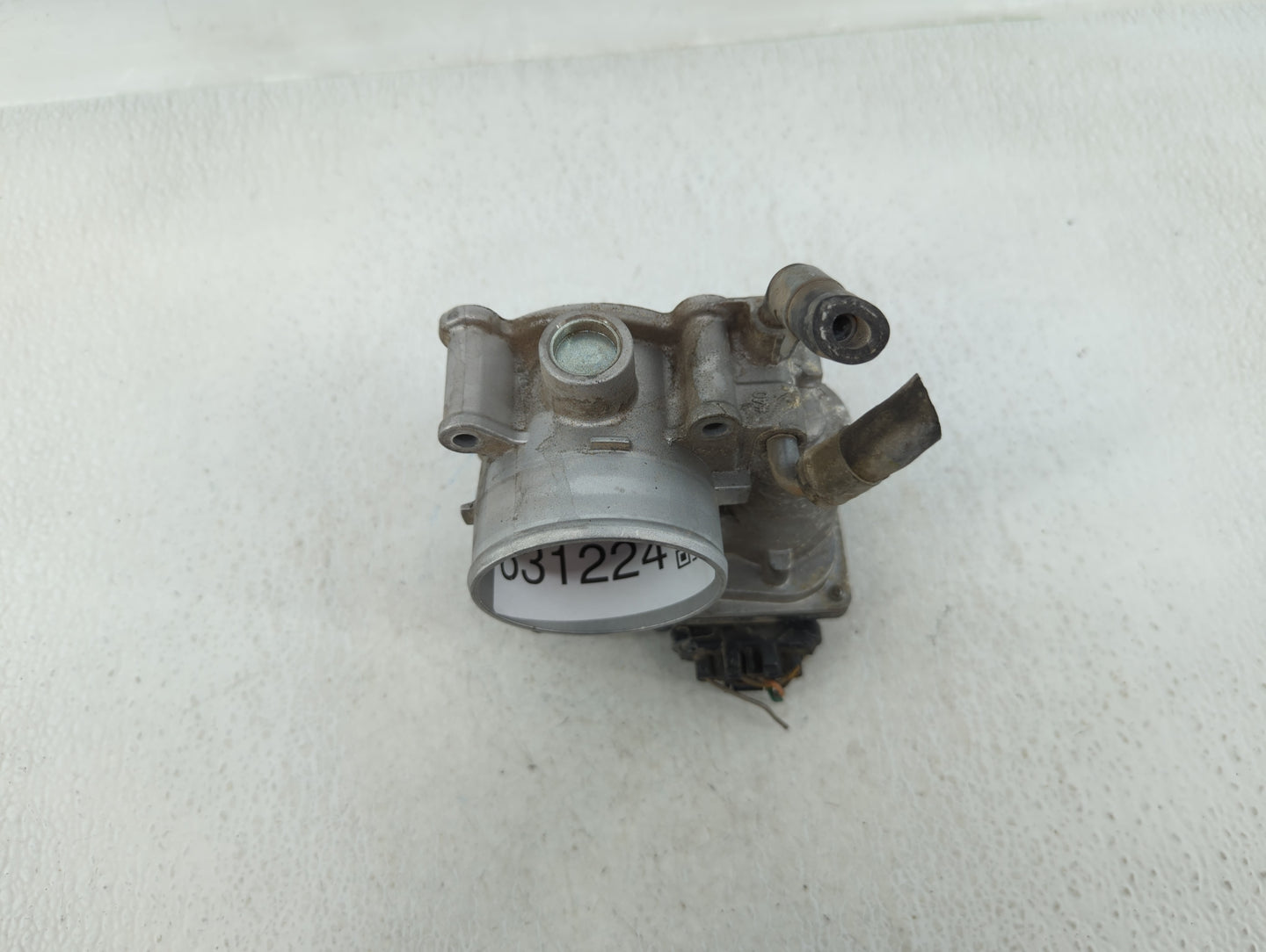 2011-2020 Hyundai Elantra Throttle Body P/N:5323 08U29 35100-2E000 Fits OEM Used Auto Parts - Oemusedautoparts1.com