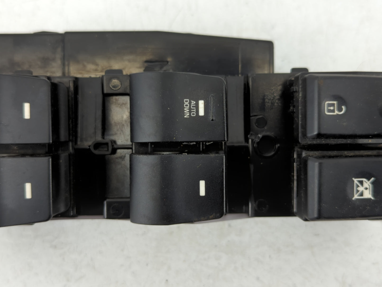 2017-2020 Hyundai Elantra Master Power Window Switch Replacement Driver Side Left P/N:299159192 Fits Fits 2017 2018 2019 202
