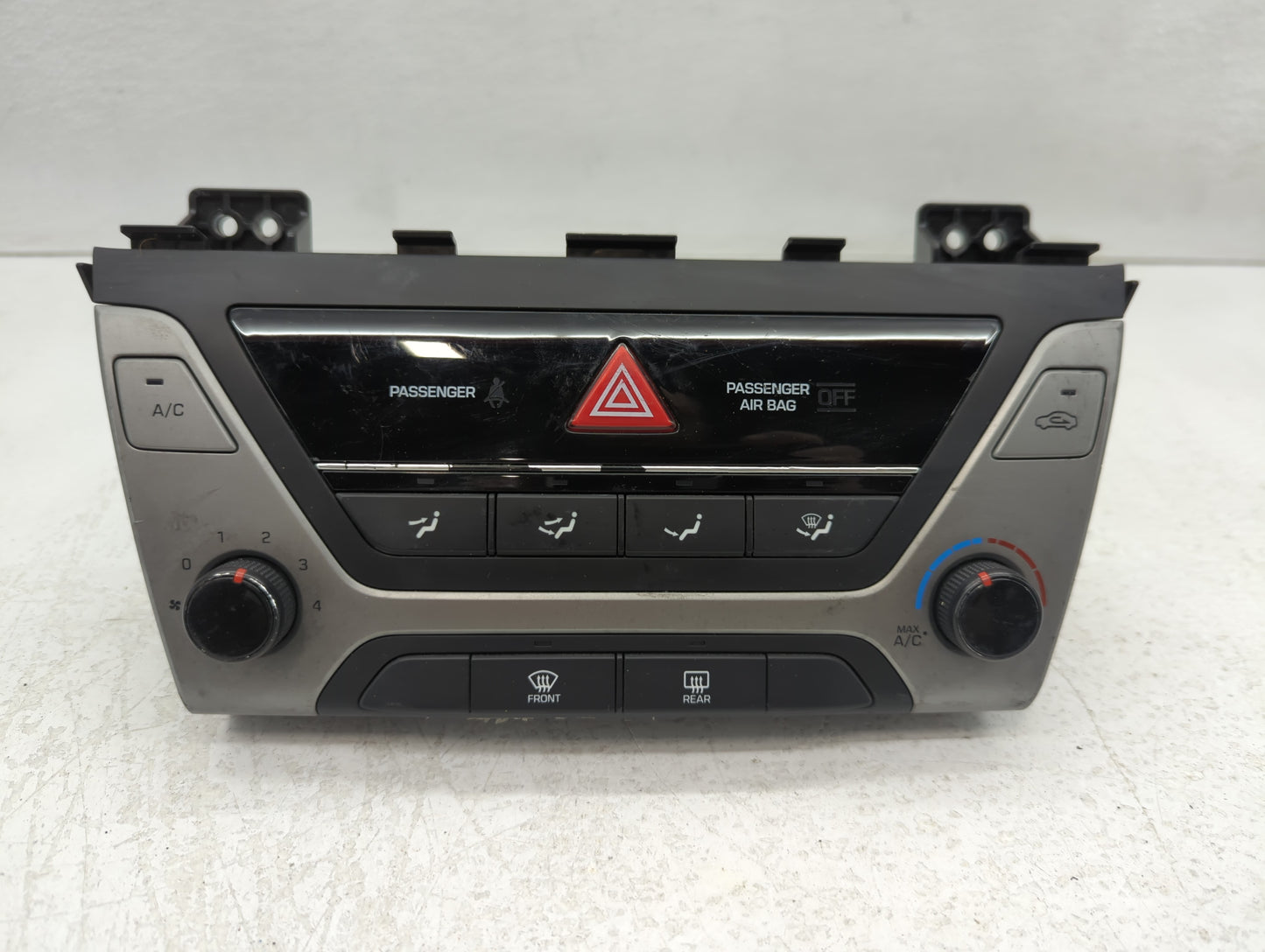 2017-2018 Hyundai Elantra Climate Control Module Temperature AC/Heater Replacement P/N:97250-F20624X Fits Fits 2017 2018 OEM