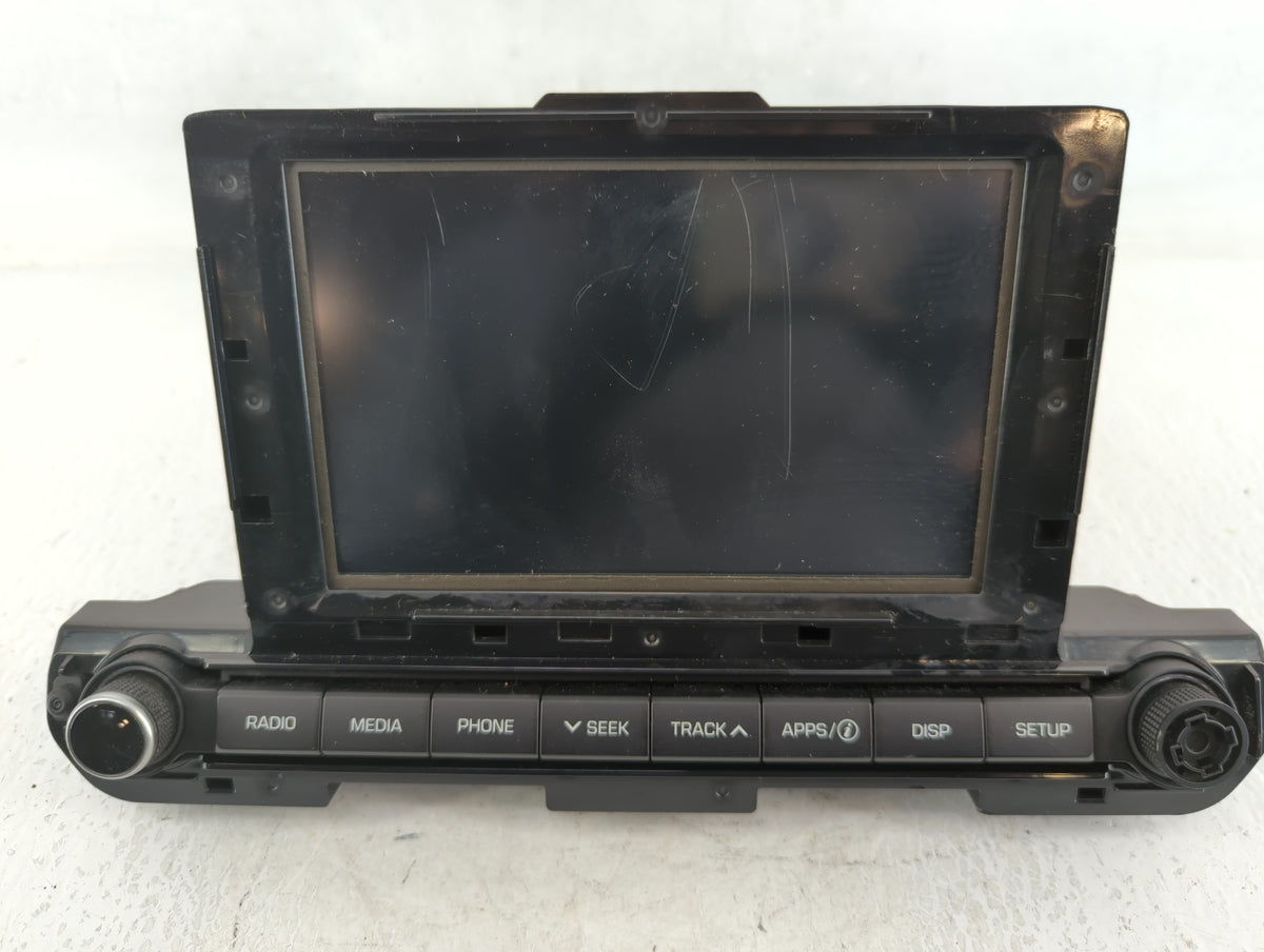 2017-2018 Hyundai Elantra Am Fm Cd Player Radio Receiver 637677 - Oemusedautoparts1.com