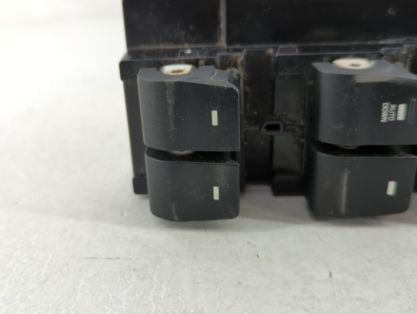 2017-2020 Hyundai Elantra Master Power Window Switch Replacement Driver Side Left P/N:299159192 Fits Fits 2017 2018 2019 202