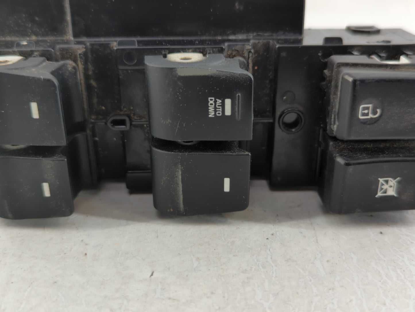 2017-2020 Hyundai Elantra Master Power Window Switch Replacement Driver Side Left P/N:299159192 Fits Fits 2017 2018 2019 202