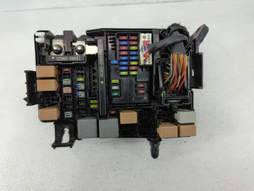 2018 Hyundai Elantra Fusebox Fuse Box Panel Relay Module P/N:91956-F2022 Fits OEM Used Auto Parts