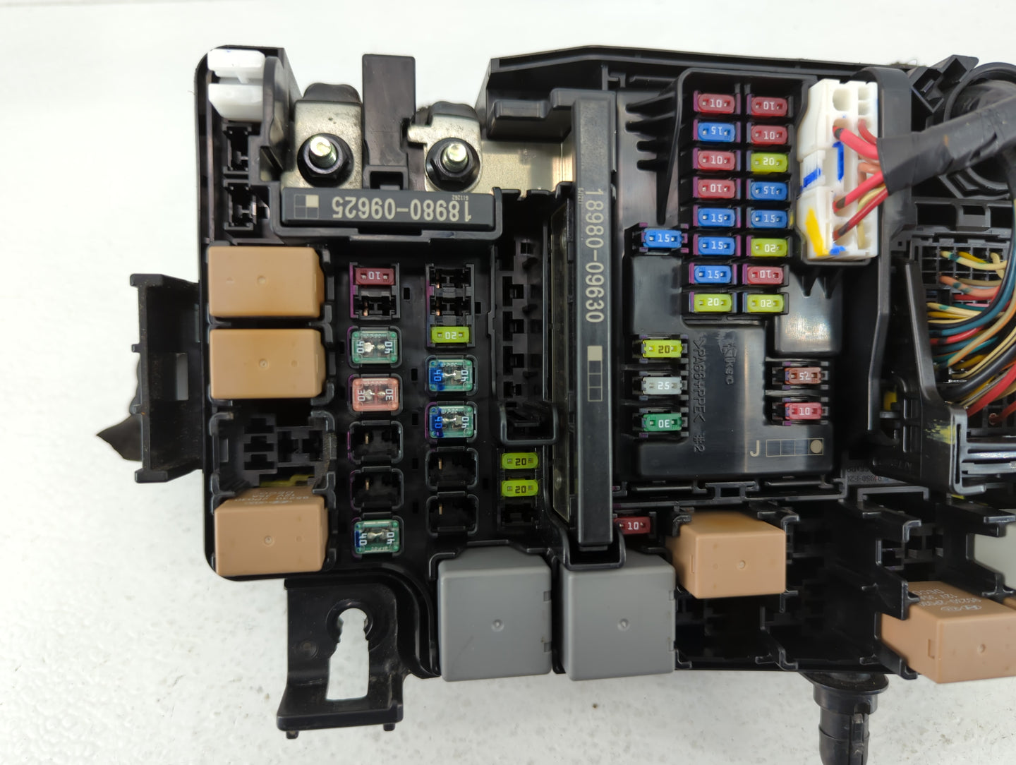2018 Hyundai Elantra Fusebox Fuse Box Panel Relay Module P/N:91956-F2022 Fits OEM Used Auto Parts - Oemusedautoparts1.com