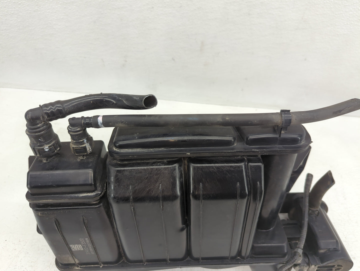 2018 Hyundai Elantra Fuel Vapor Charcoal Canister 641287 - Oemusedautoparts1.com