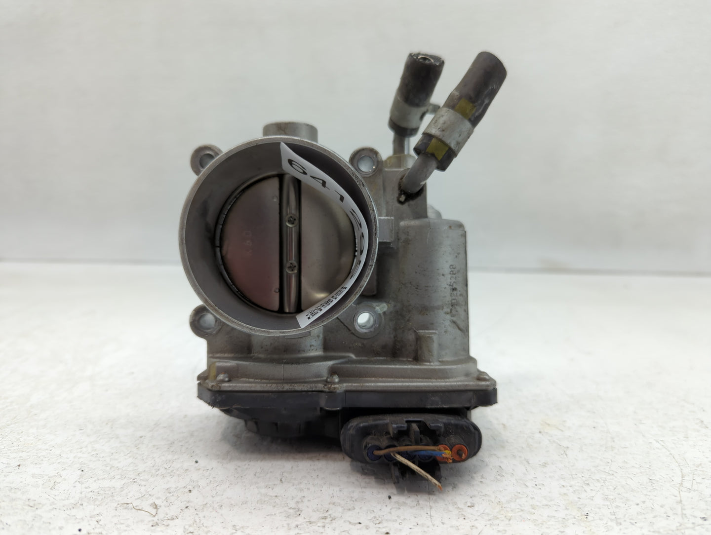 2011-2020 Hyundai Elantra Throttle Body P/N:5323 10U23 35100-2E000 Fits OEM Used Auto Parts - Oemusedautoparts1.com