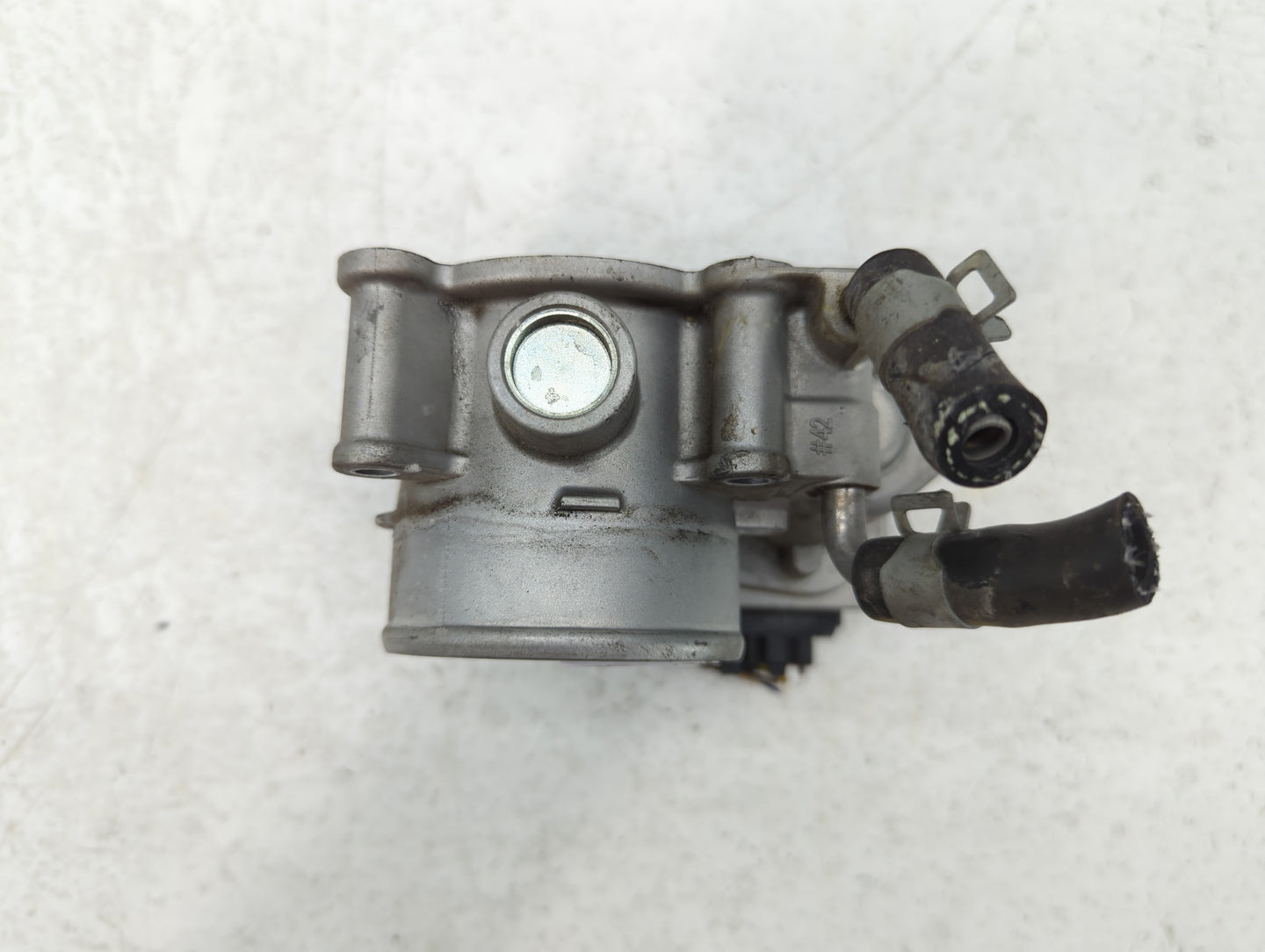 2011-2020 Hyundai Elantra Throttle Body P/N:5323 10U23 35100-2E000 Fits OEM Used Auto Parts - Oemusedautoparts1.com