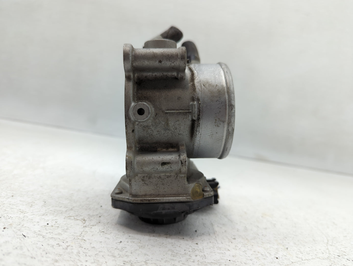 2011-2020 Hyundai Elantra Throttle Body P/N:5323 10U23 35100-2E000 Fits OEM Used Auto Parts - Oemusedautoparts1.com