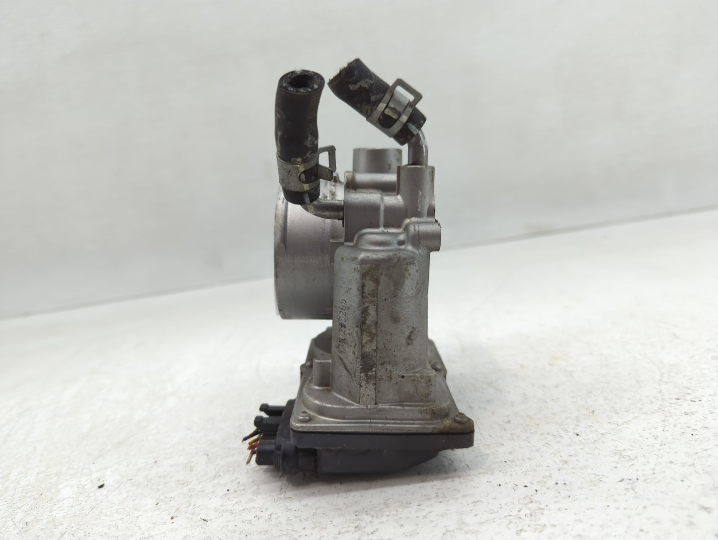 2011-2020 Hyundai Elantra Throttle Body P/N:5323 10U23 35100-2E000 Fits OEM Used Auto Parts - Oemusedautoparts1.com