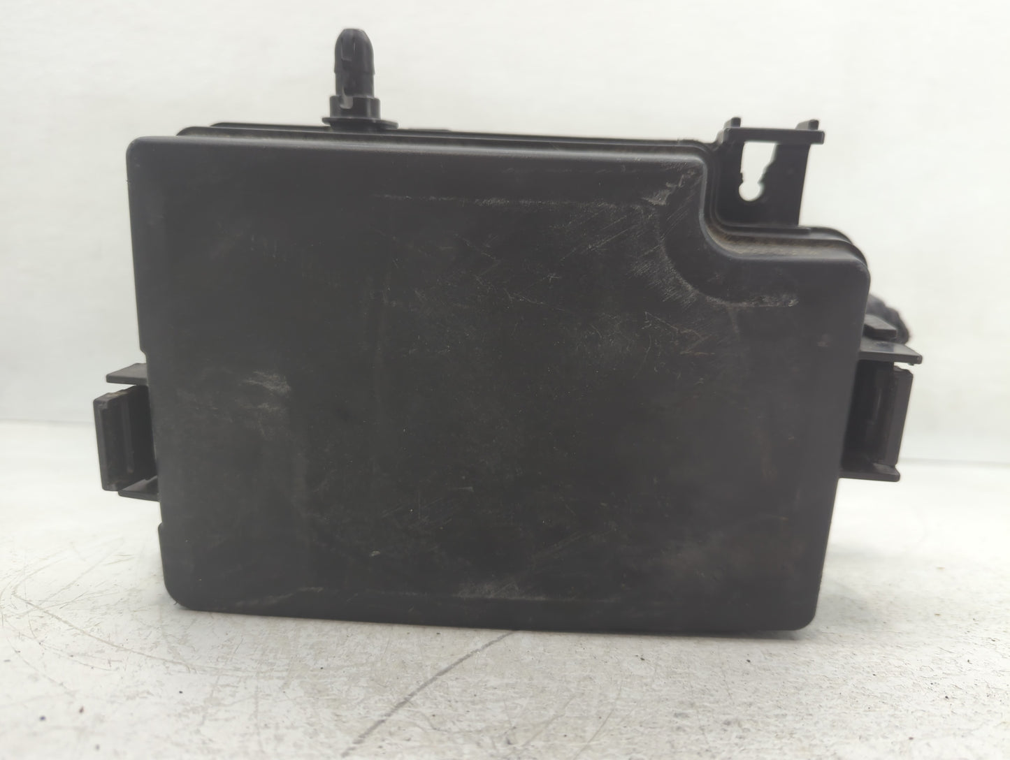 2018 Hyundai Elantra Fusebox Fuse Box Panel Relay Module P/N:VS91200F3535AB Fits OEM Used Auto Parts - Oemusedautoparts1.com