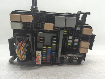 2018 Hyundai Elantra Fusebox Fuse Box Panel Relay Module P/N:VS91200F3535AB Fits OEM Used Auto Parts