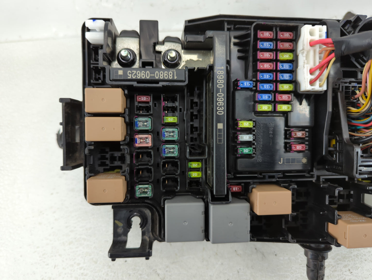 2018 Hyundai Elantra Fusebox Fuse Box Panel Relay Module P/N:91956-F2022 Fits OEM Used Auto Parts - Oemusedautoparts1.com