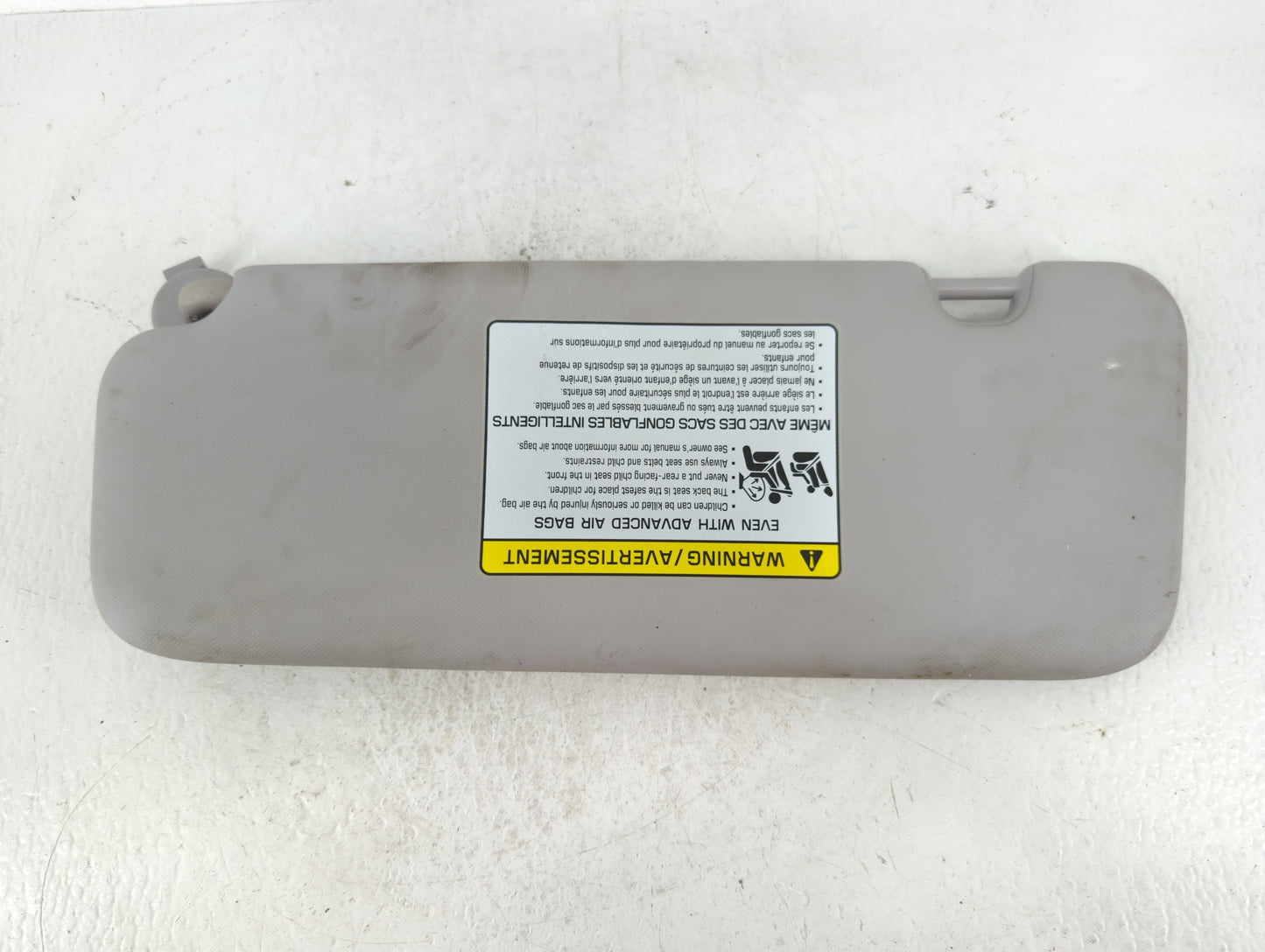 2017-2020 Hyundai Elantra Sun Visor Shade Replacement Passenger Right Mirror Fits Fits 2017 2018 2019 2020 OEM Used Auto Par