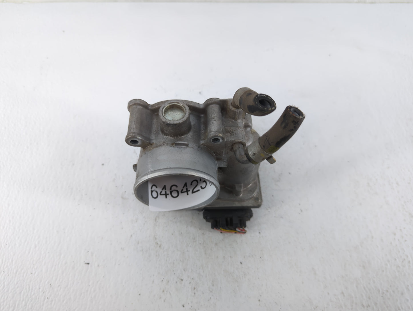 2011-2020 Hyundai Elantra Throttle Body P/N:35100-2E000 Fits Fits 2011 2012 2013 2014 2015 2016 2017 2018 2019 2020 2021 OEM