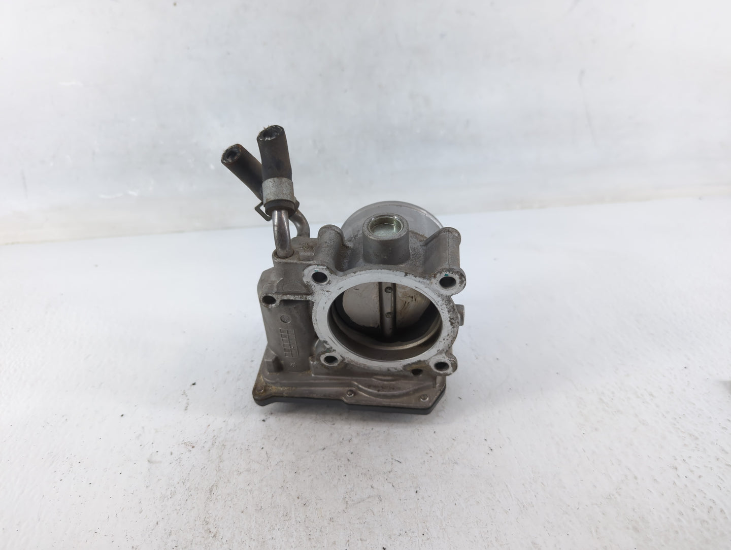 2011-2020 Hyundai Elantra Throttle Body P/N:35100-2E000 Fits Fits 2011 2012 2013 2014 2015 2016 2017 2018 2019 2020 2021 OEM