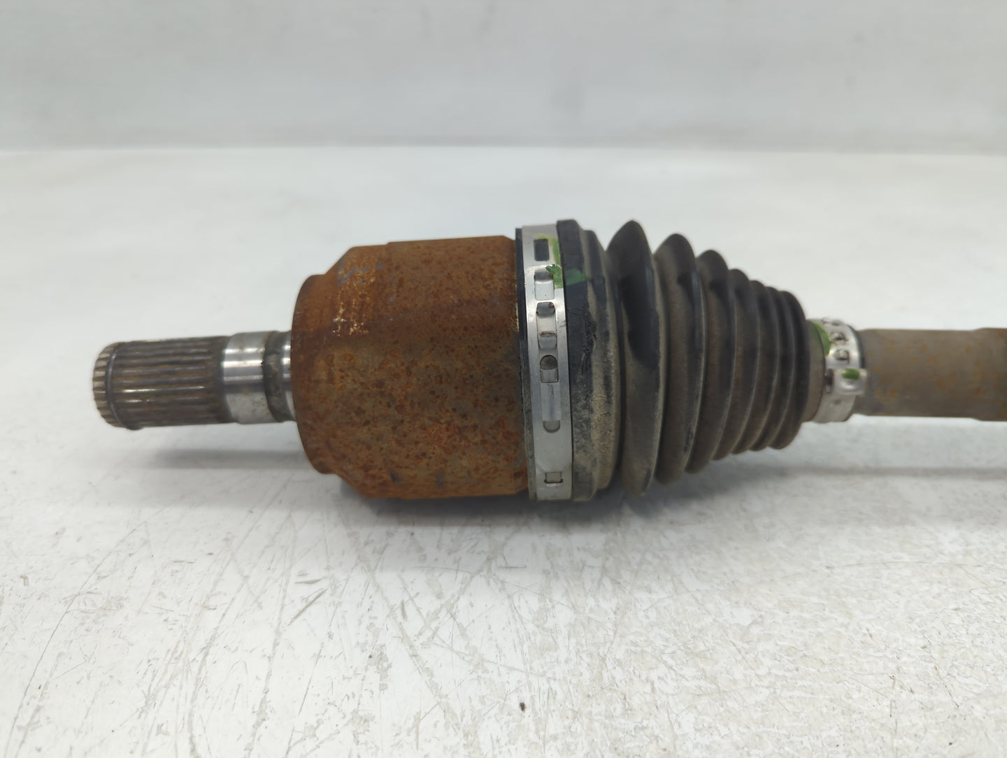 2017-2020 Hyundai Elantra Axle Shaft Front Driver Cv C/v - Oemusedautoparts1.com