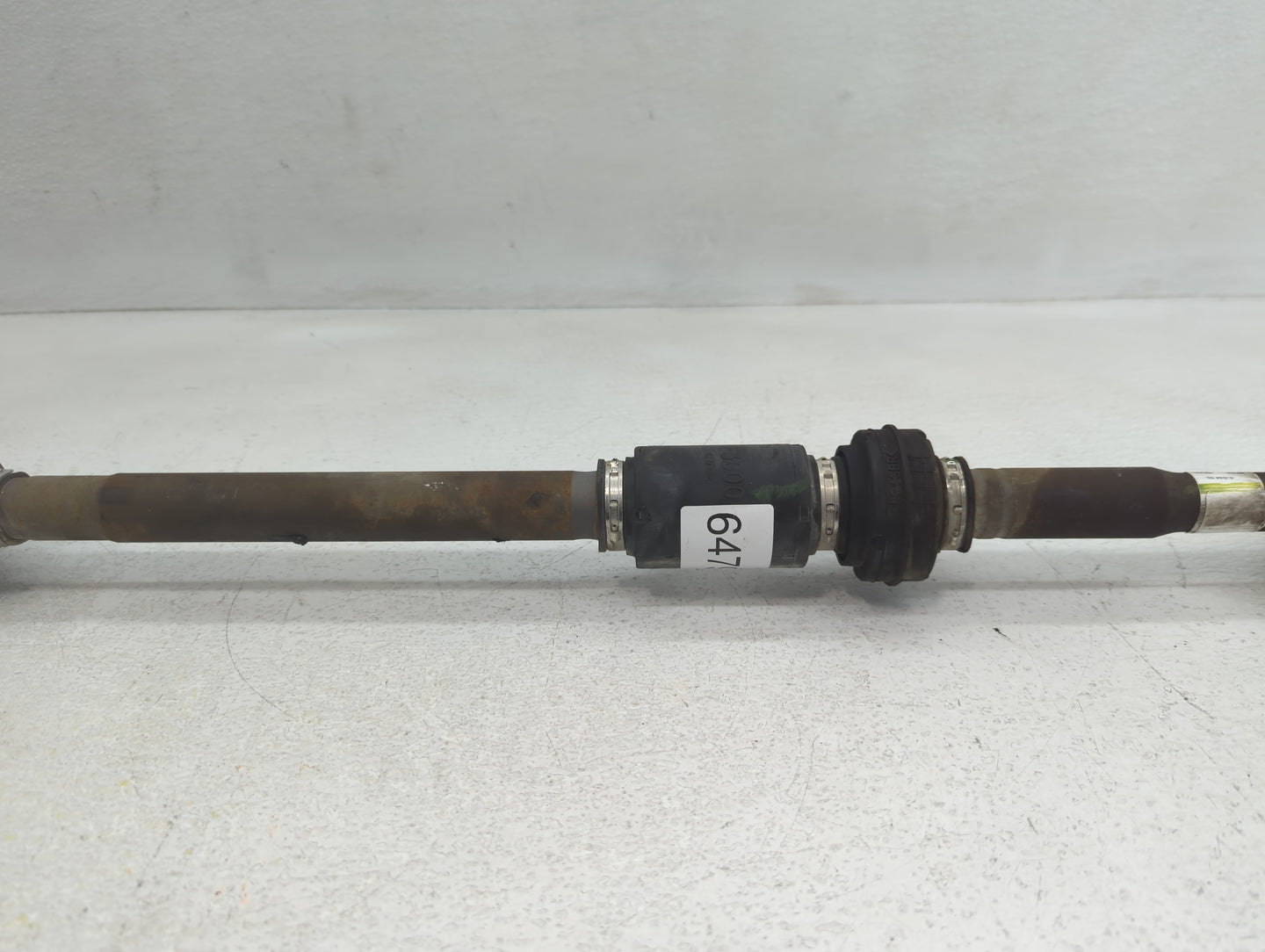 2017-2020 Hyundai Elantra Axle Shaft Front Driver Cv C/v - Oemusedautoparts1.com