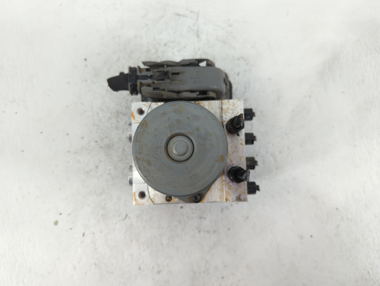 2017-2019 Hyundai Elantra ABS Pump Control Module Replacement P/N:58900-F2500 Fits Fits 2017 2018 2019 OEM Used Auto Parts -