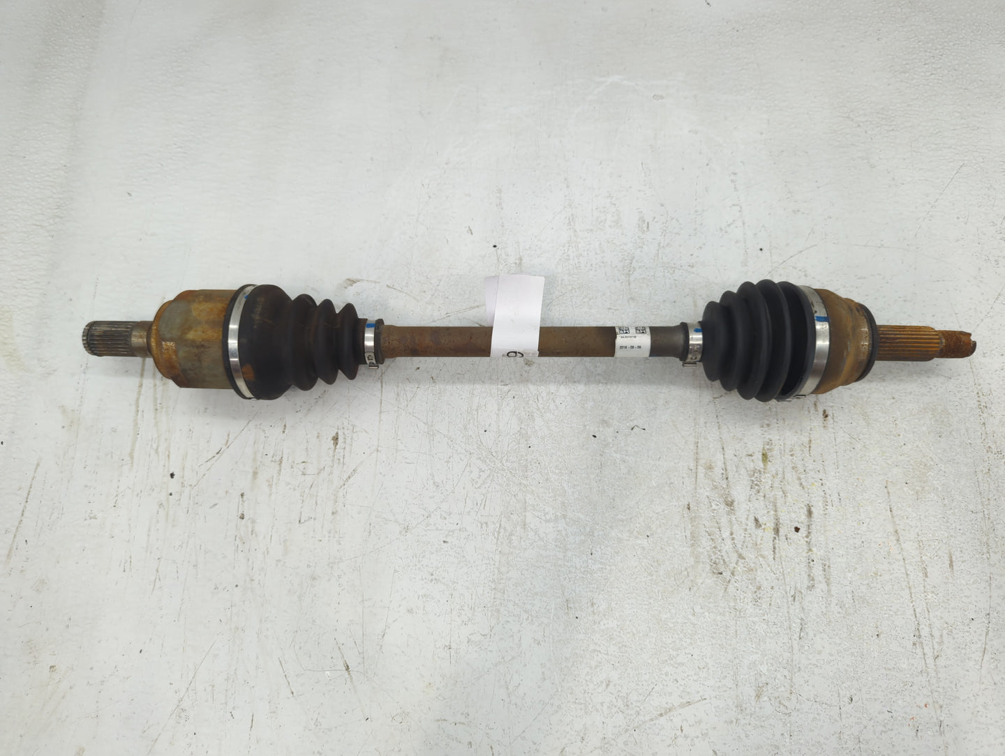 2017-2020 Hyundai Elantra Axle Shaft Front Driver Cv C/v - Oemusedautoparts1.com