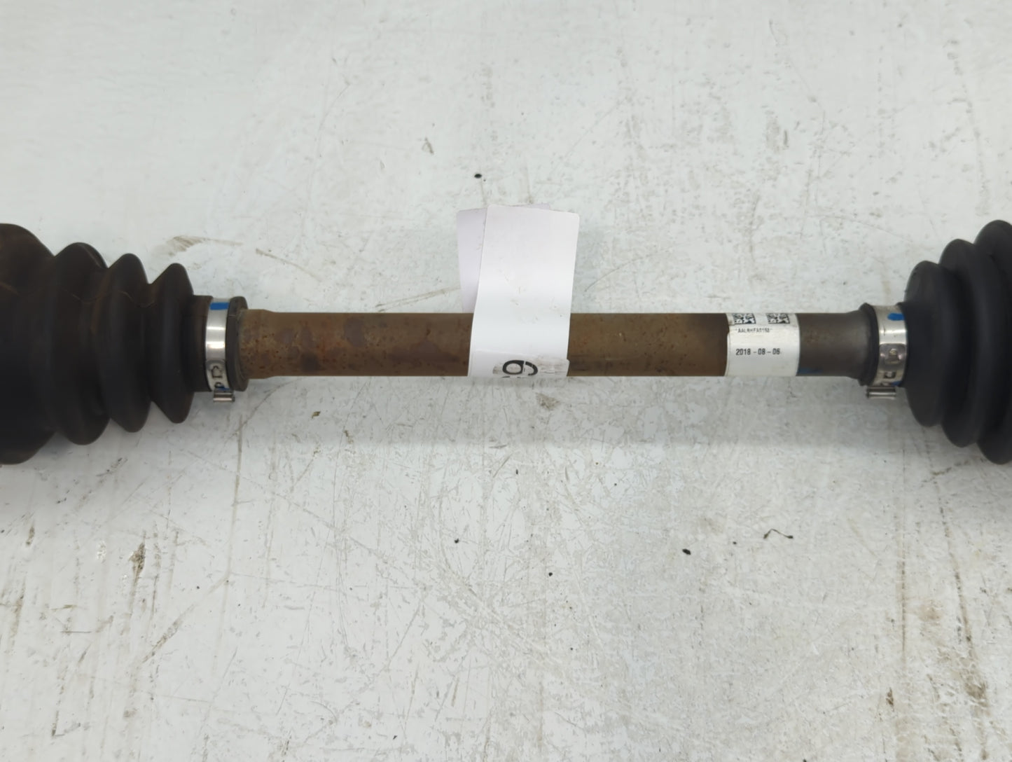 2017-2020 Hyundai Elantra Axle Shaft Front Driver Cv C/v - Oemusedautoparts1.com