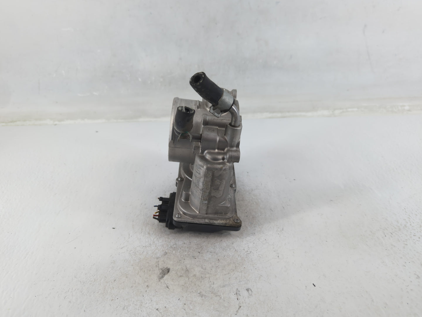 2011-2020 Hyundai Elantra Throttle Body P/N:5323 03U09 35100-2E000 Fits OEM Used Auto Parts - Oemusedautoparts1.com