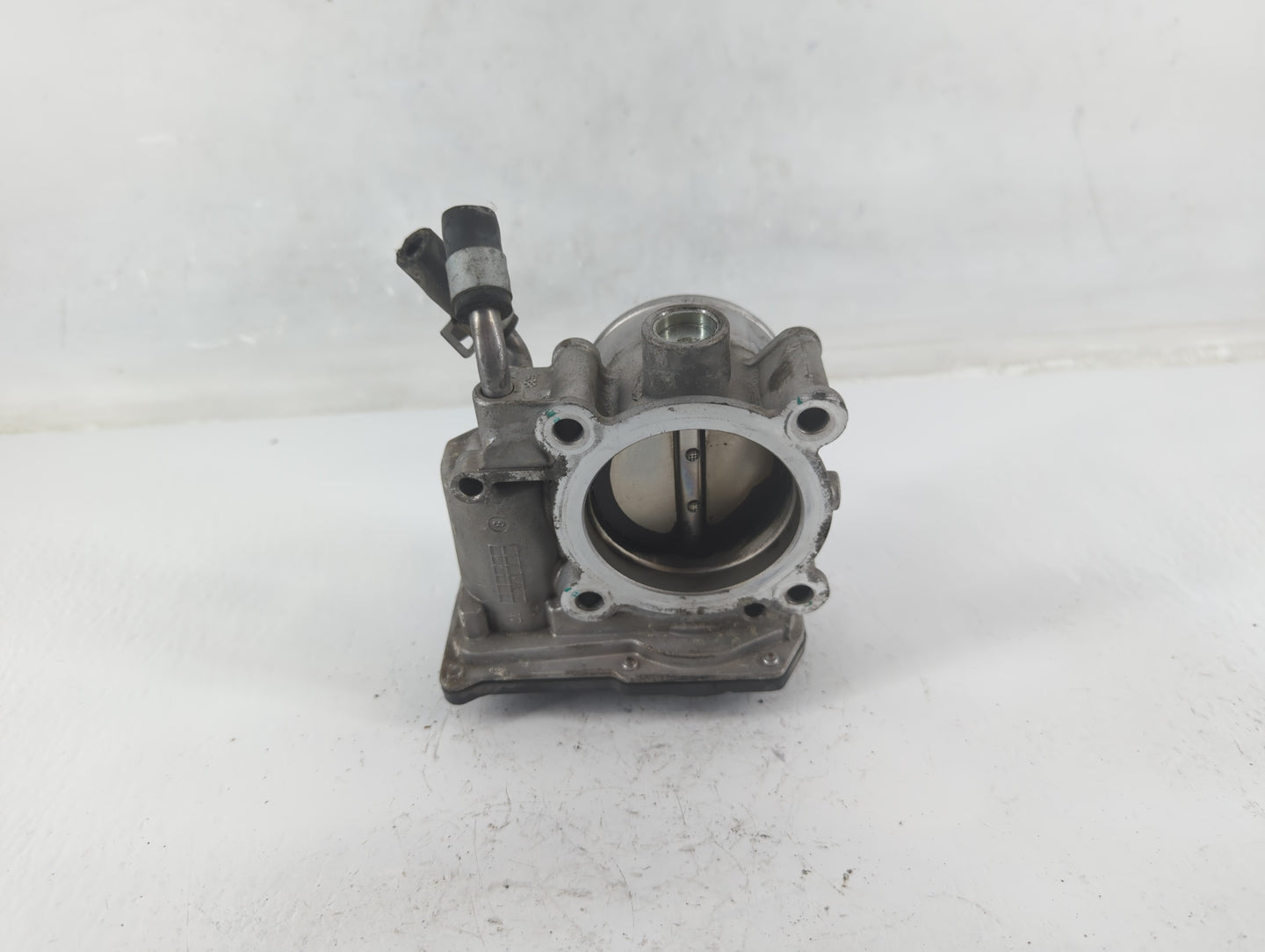 2011-2020 Hyundai Elantra Throttle Body P/N:35100-2E000 Fits Fits 2011 2012 2013 2014 2015 2016 2017 2018 2019 2020 2021 OEM