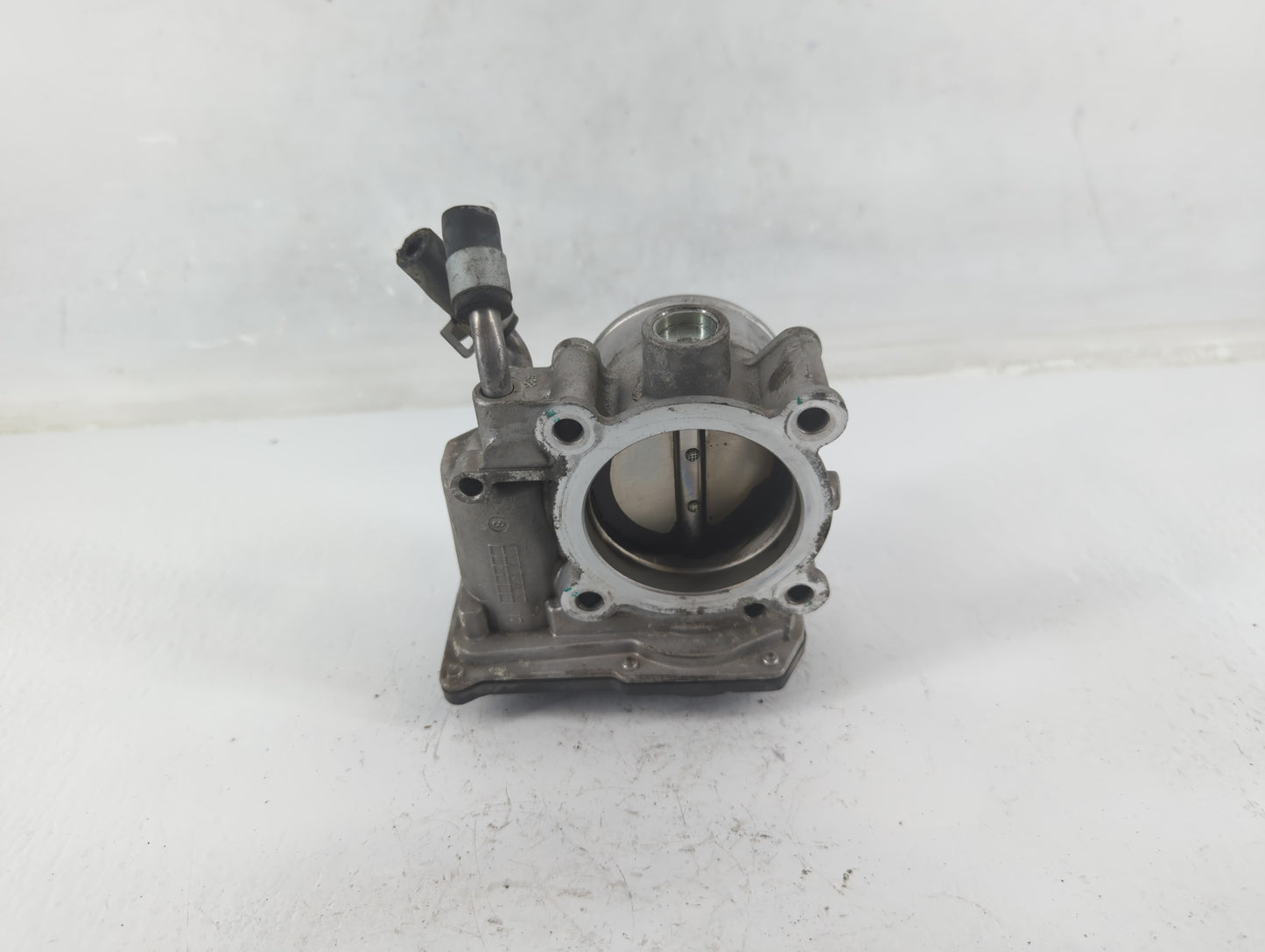 2011-2020 Hyundai Elantra Throttle Body P/N:35100-2E000 Fits Fits 2011 2012 2013 2014 2015 2016 2017 2018 2019 2020 2021 OEM