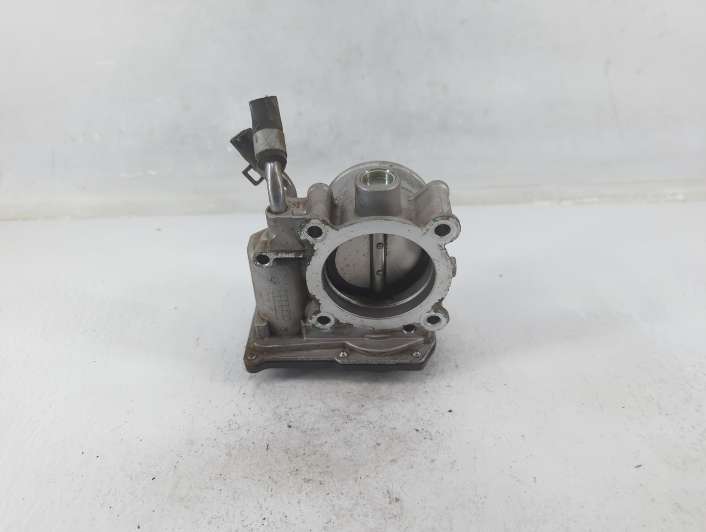 2011-2020 Hyundai Elantra Throttle Body P/N:35100-2E000 Fits Fits 2011 2012 2013 2014 2015 2016 2017 2018 2019 2020 2021 OEM