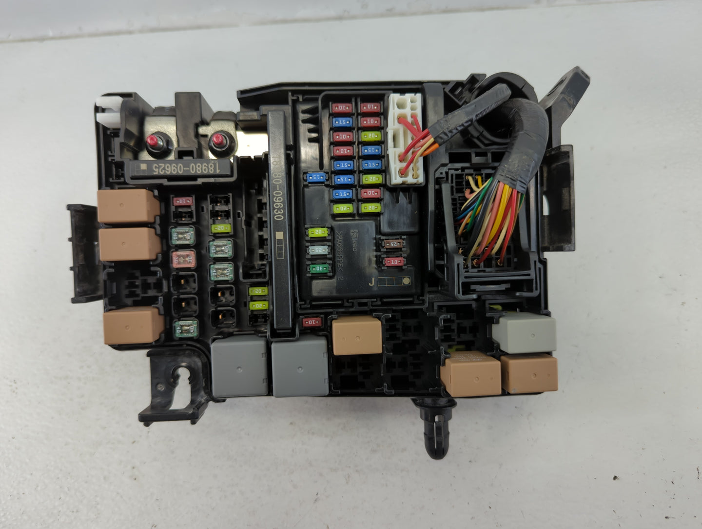 2018 Hyundai Elantra Fusebox Fuse Box Panel Relay Module P/N:91203-F2525C Fits OEM Used Auto Parts - Oemusedautoparts1.com