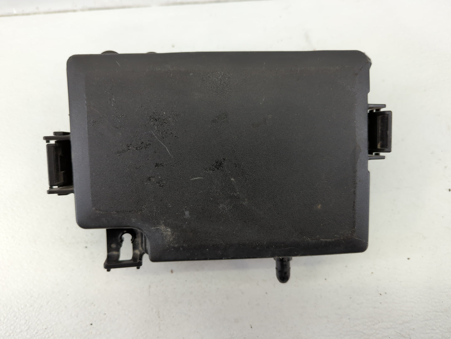 2018 Hyundai Elantra Fusebox Fuse Box Panel Relay Module P/N:91956-F2022 VS91200F3535AB Fits OEM Used Auto Parts - Oemusedau