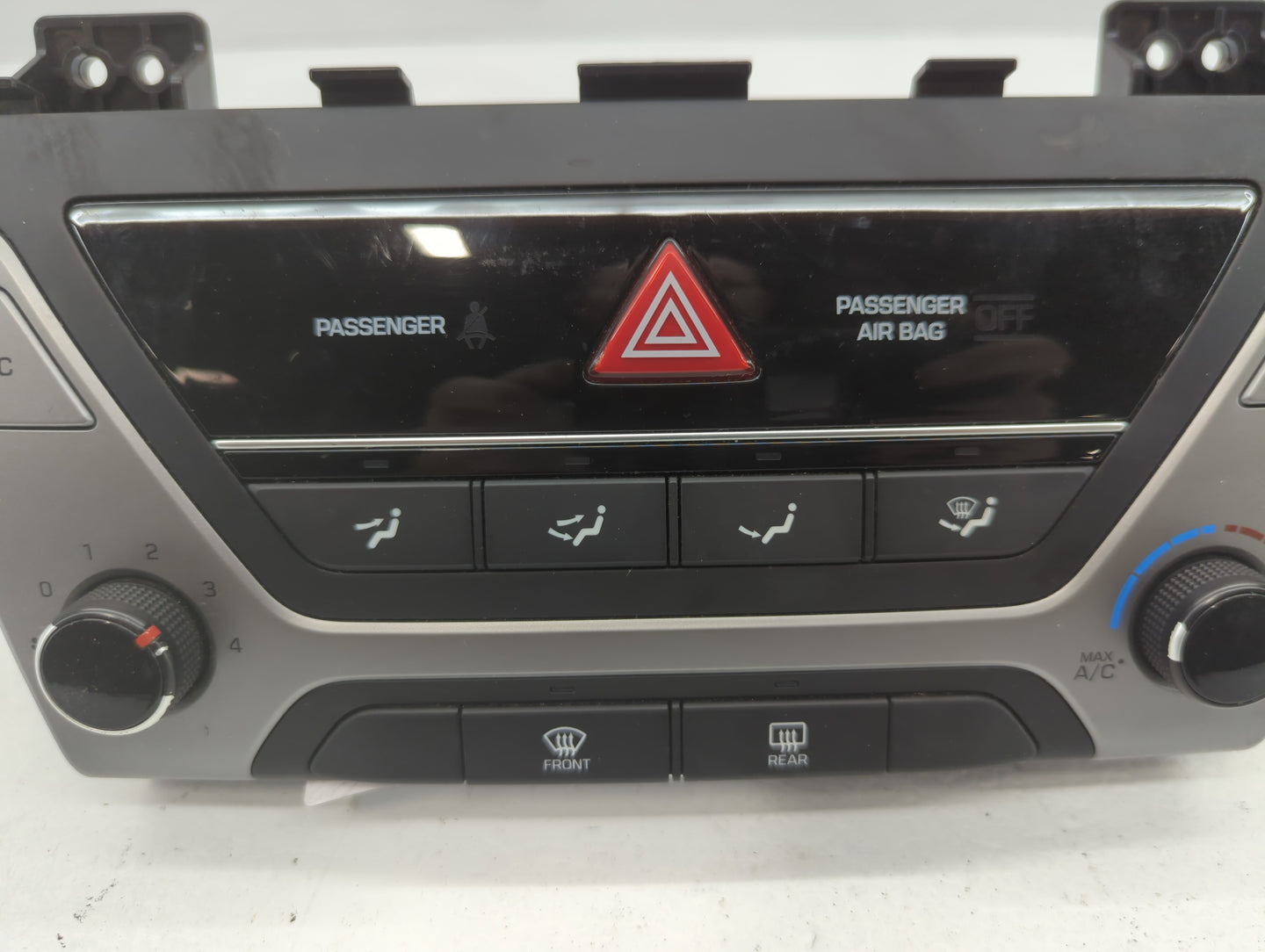 2017-2018 Hyundai Elantra Climate Control Module Temperature AC/Heater Replacement P/N:97250-F20624X Fits Fits 2017 2018 OEM