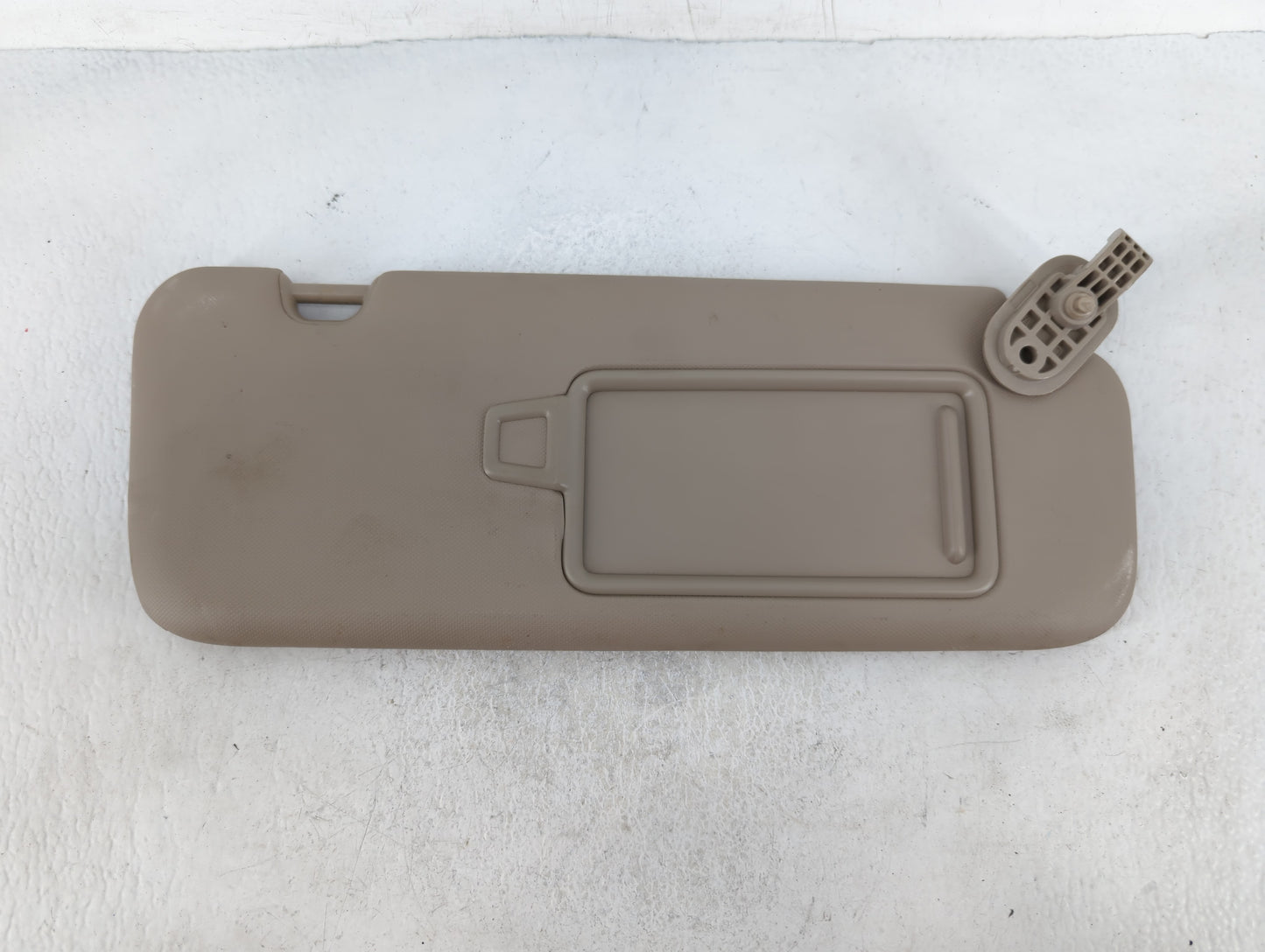 2017-2020 Hyundai Elantra Sun Visor Shade Replacement Passenger Right Mirror Fits Fits 2017 2018 2019 2020 OEM Used Auto Par
