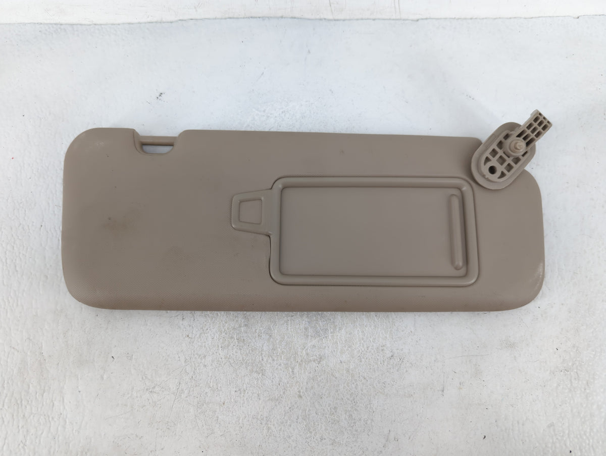 2017-2020 Hyundai Elantra Sun Visor Shade Replacement Passenger Right Mirror Fits Fits 2017 2018 2019 2020 OEM Used Auto Par