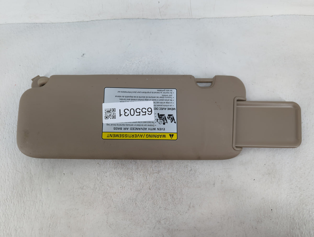 2017-2020 Hyundai Elantra Sun Visor Shade Replacement Passenger Right Mirror Fits Fits 2017 2018 2019 2020 OEM Used Auto Par