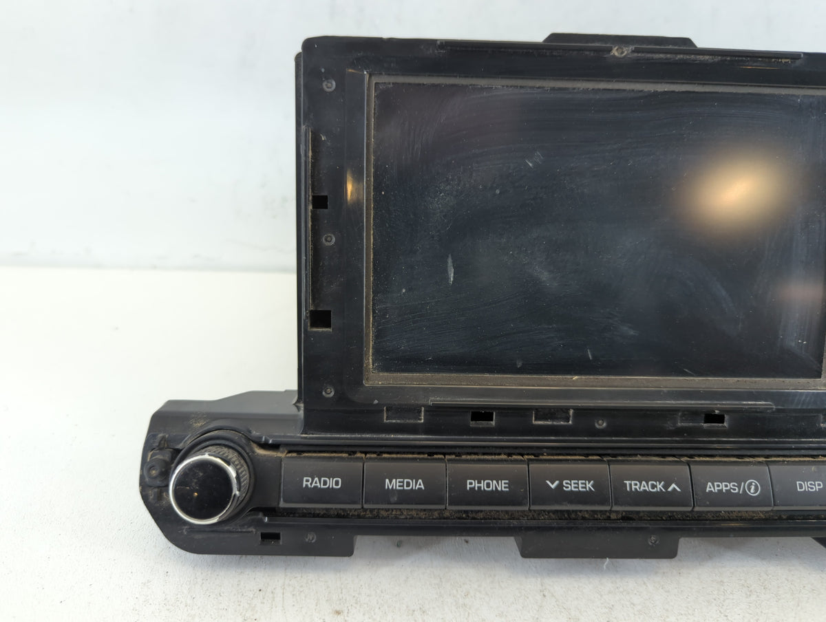 2017-2018 Hyundai Elantra Am Fm Cd Player Radio Receiver 662775 - Oemusedautoparts1.com